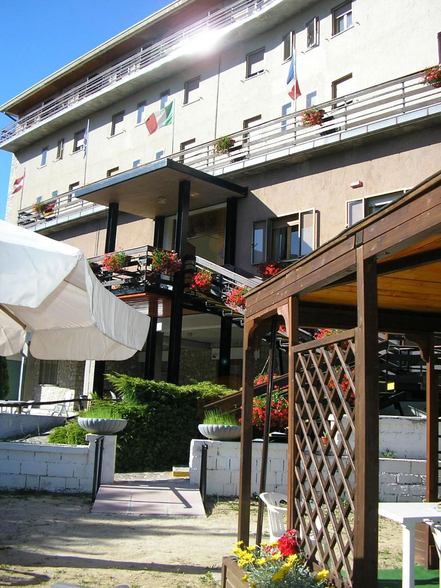 Facade/entrance in Hotel Caldora