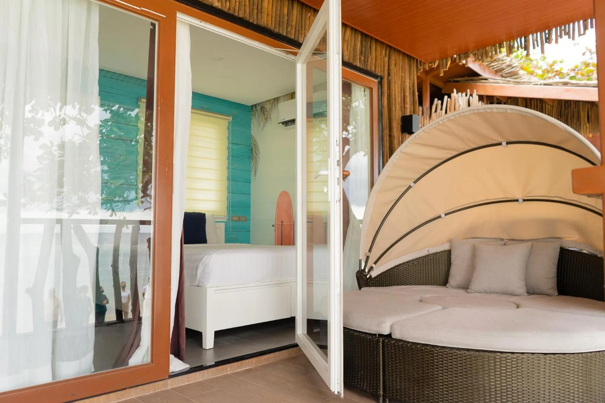 View (from property/room), Bed in Crusoe Cabins Casobe