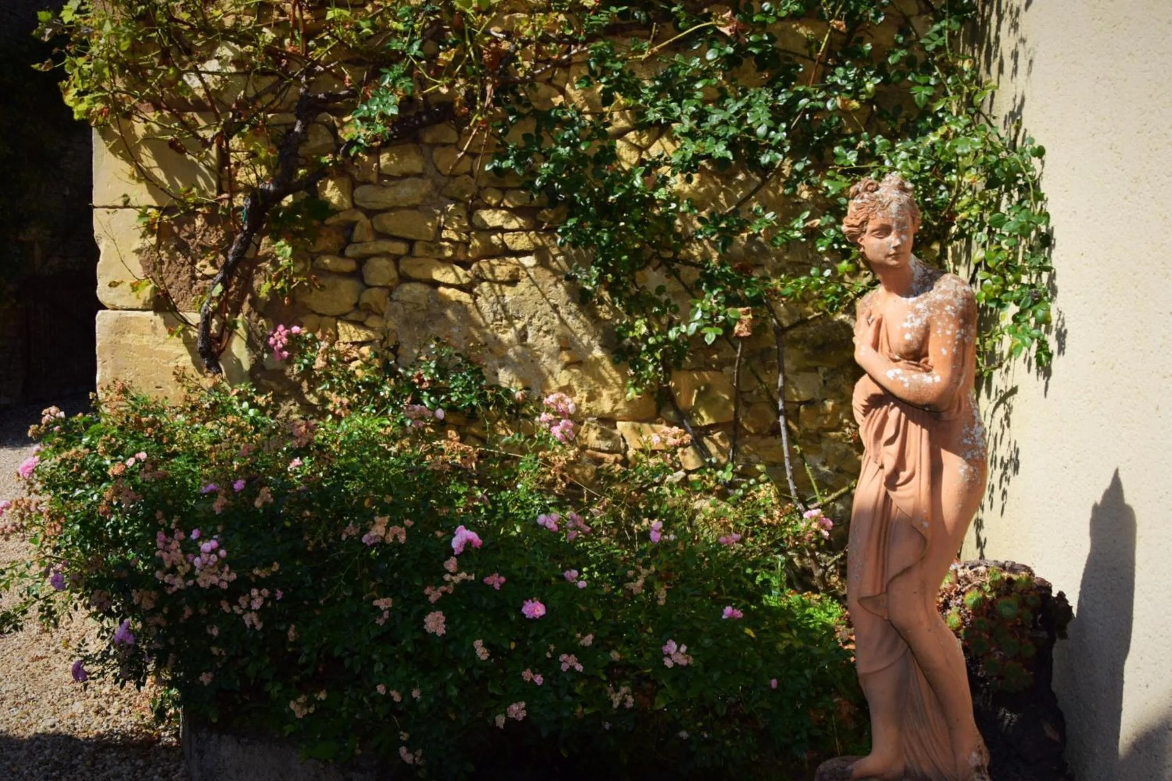 Garden in L'Intemporelle B&B