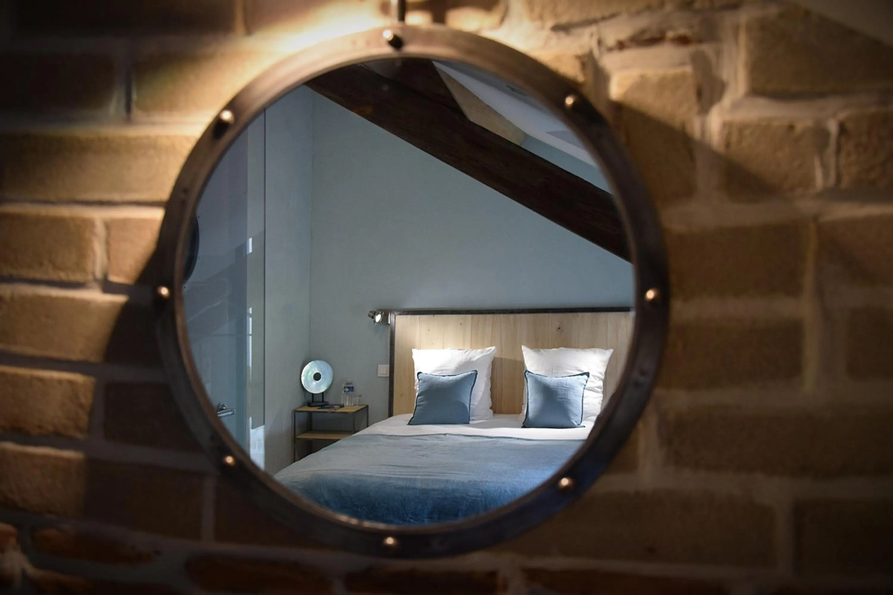 Bed in L'Intemporelle B&B