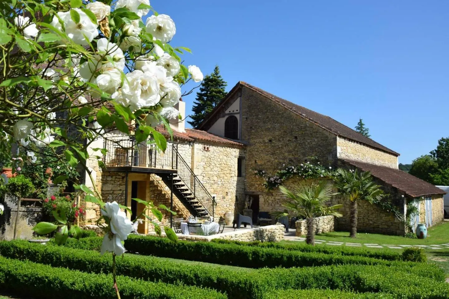 Property building in L'Intemporelle B&B