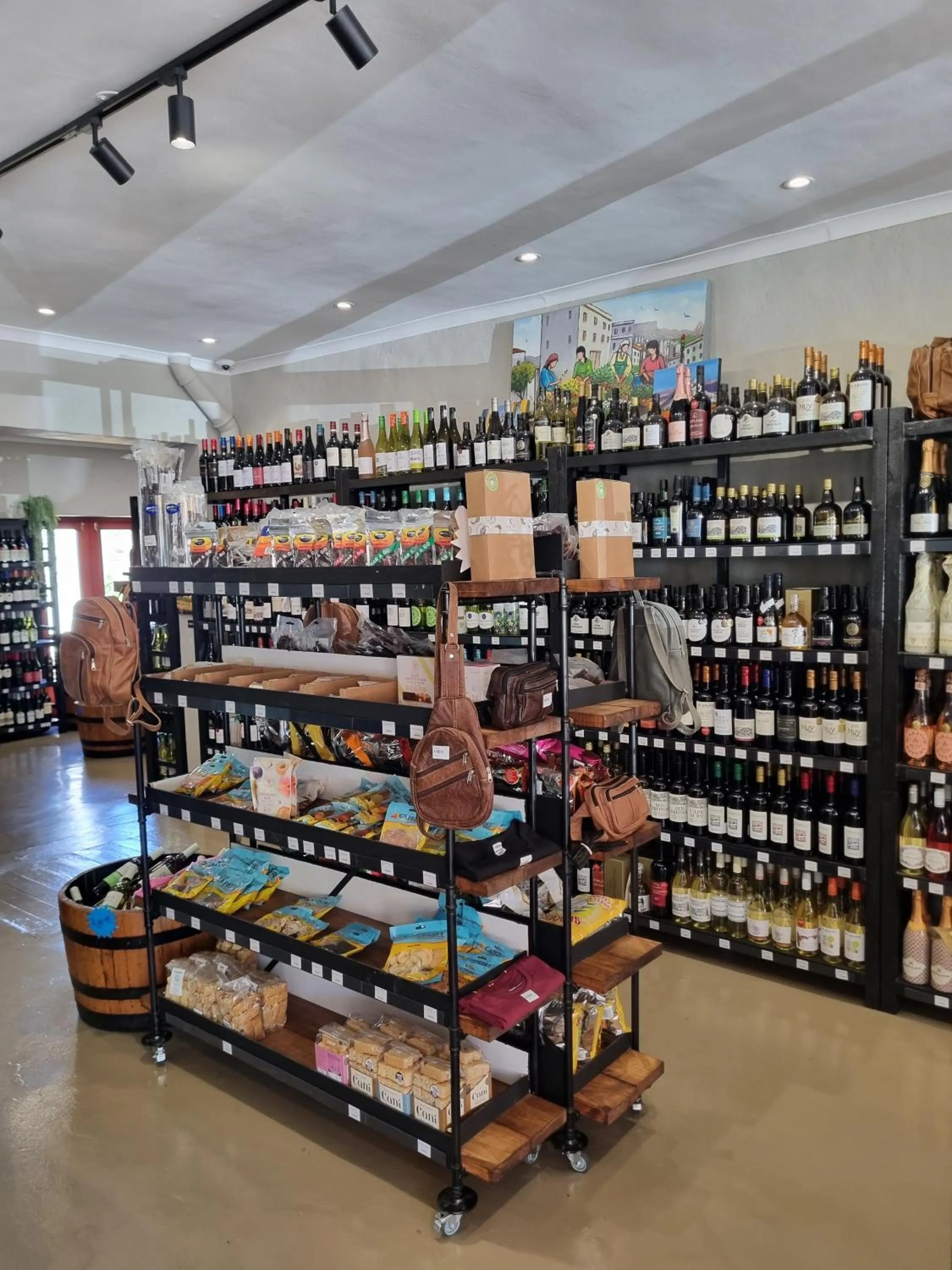 On-site shops in Barrydale Karoo - BOUTIQUE HOTEL