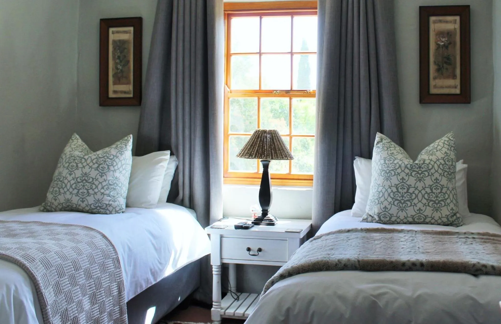 Bed in Barrydale Karoo - BOUTIQUE HOTEL