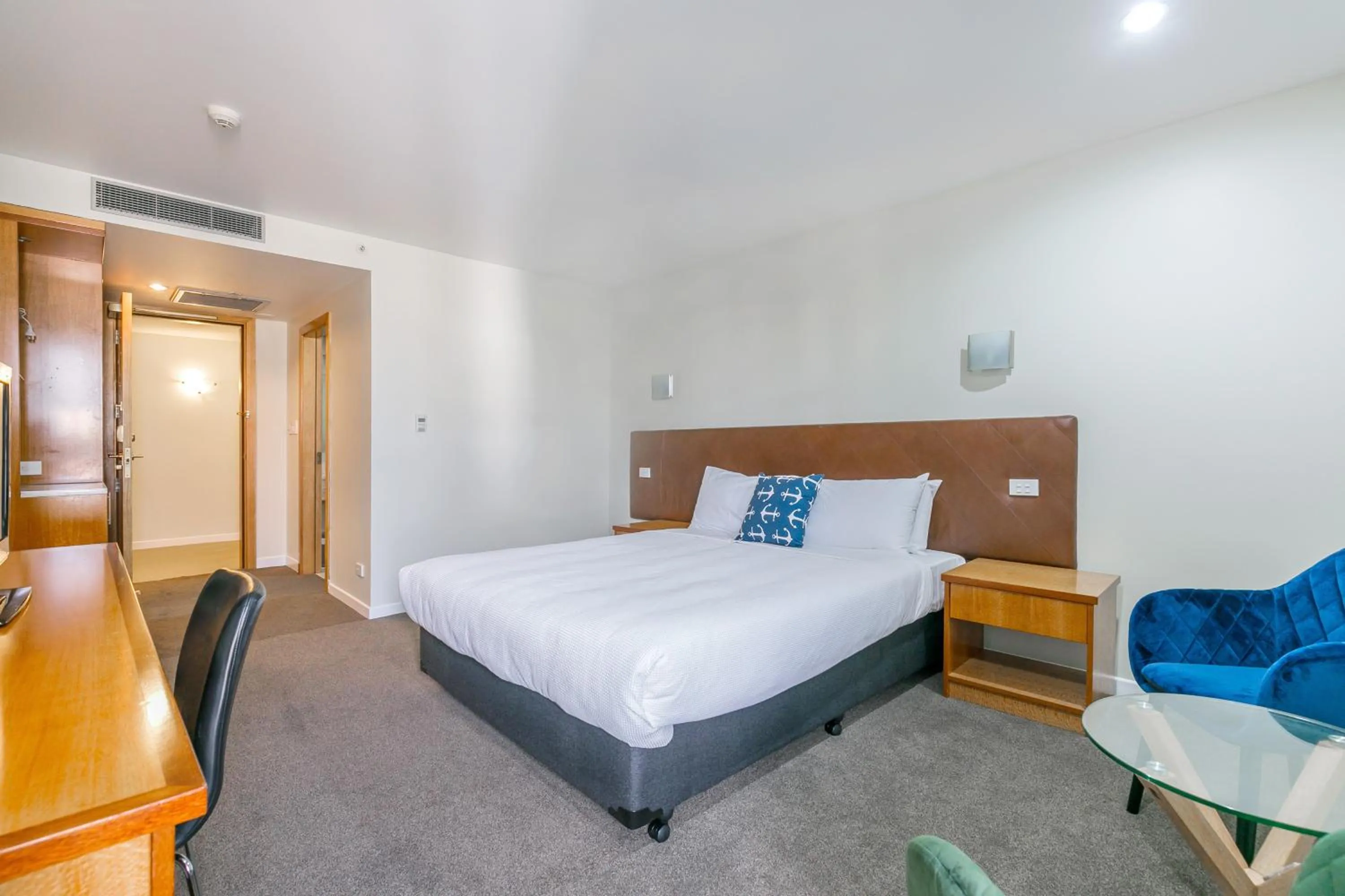 Bed in Boulevard Hotel