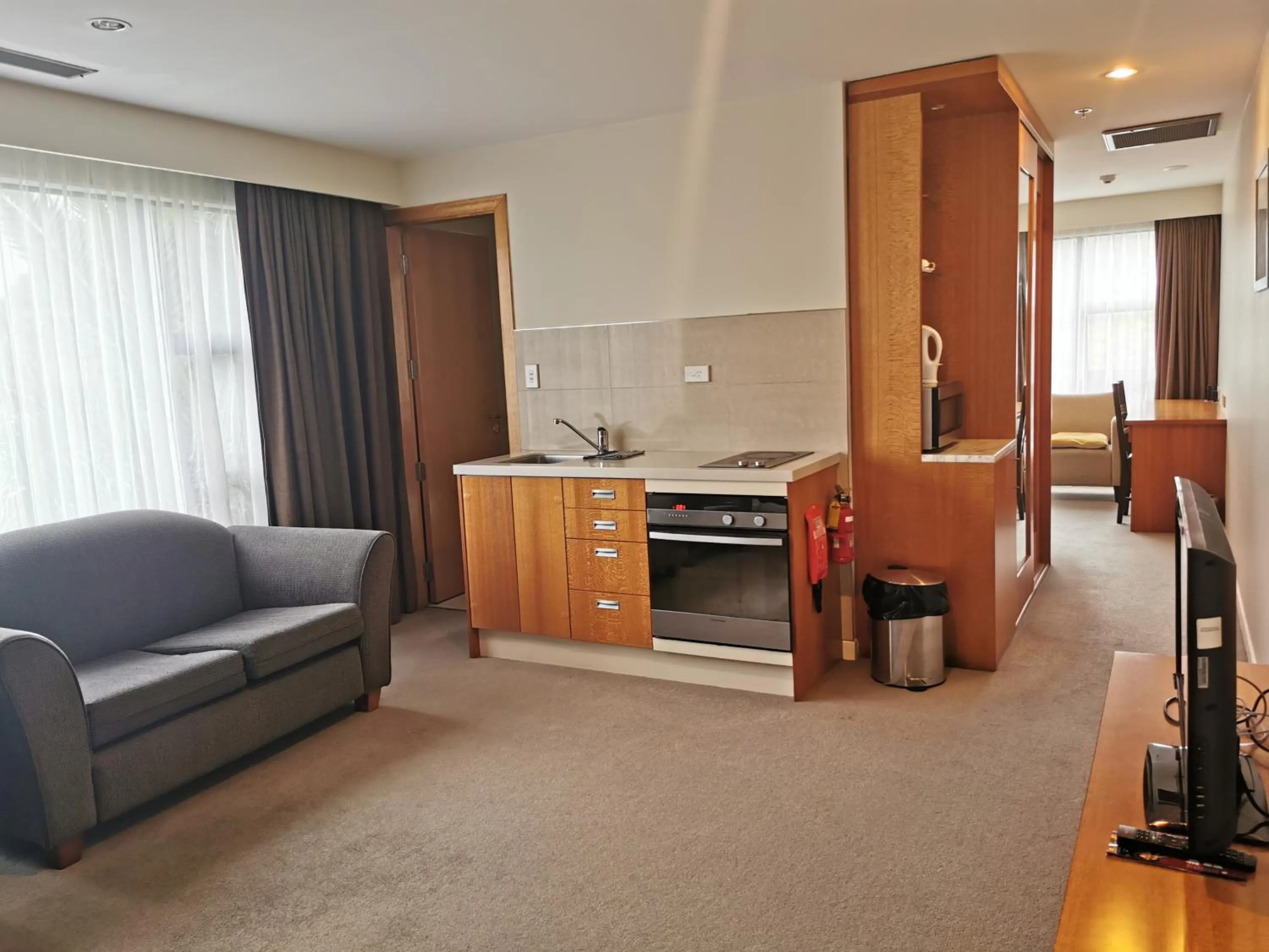 Kitchen or kitchenette in Boulevard Hotel