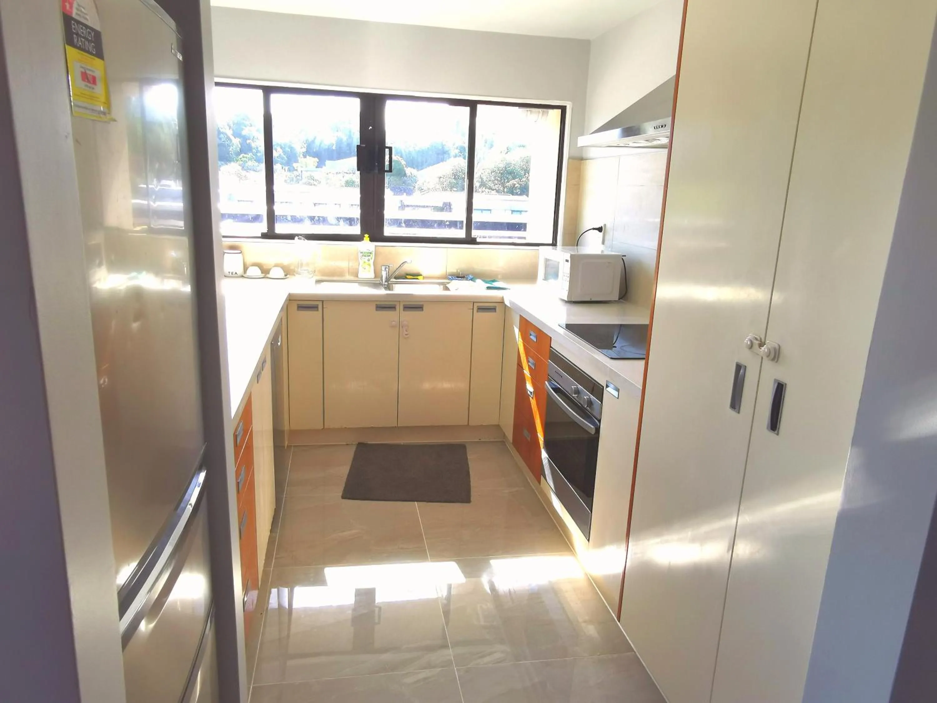 Kitchen or kitchenette in Boulevard Hotel