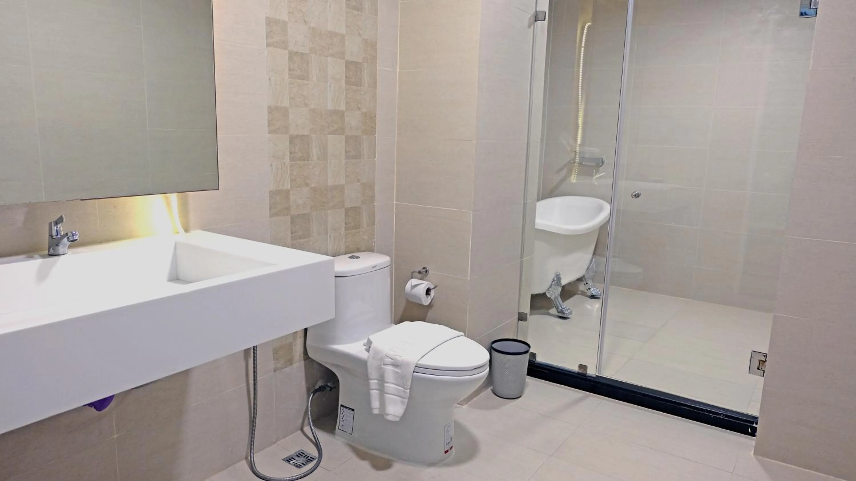 The Cheewin Hotel And Convention