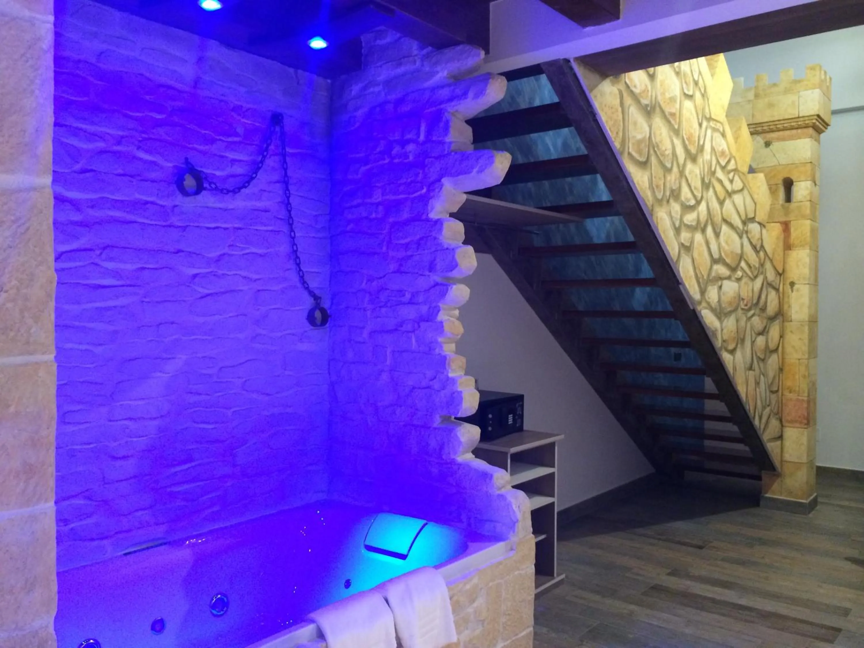 Hot Tub in Hotel SPA El Lagar de Isilla