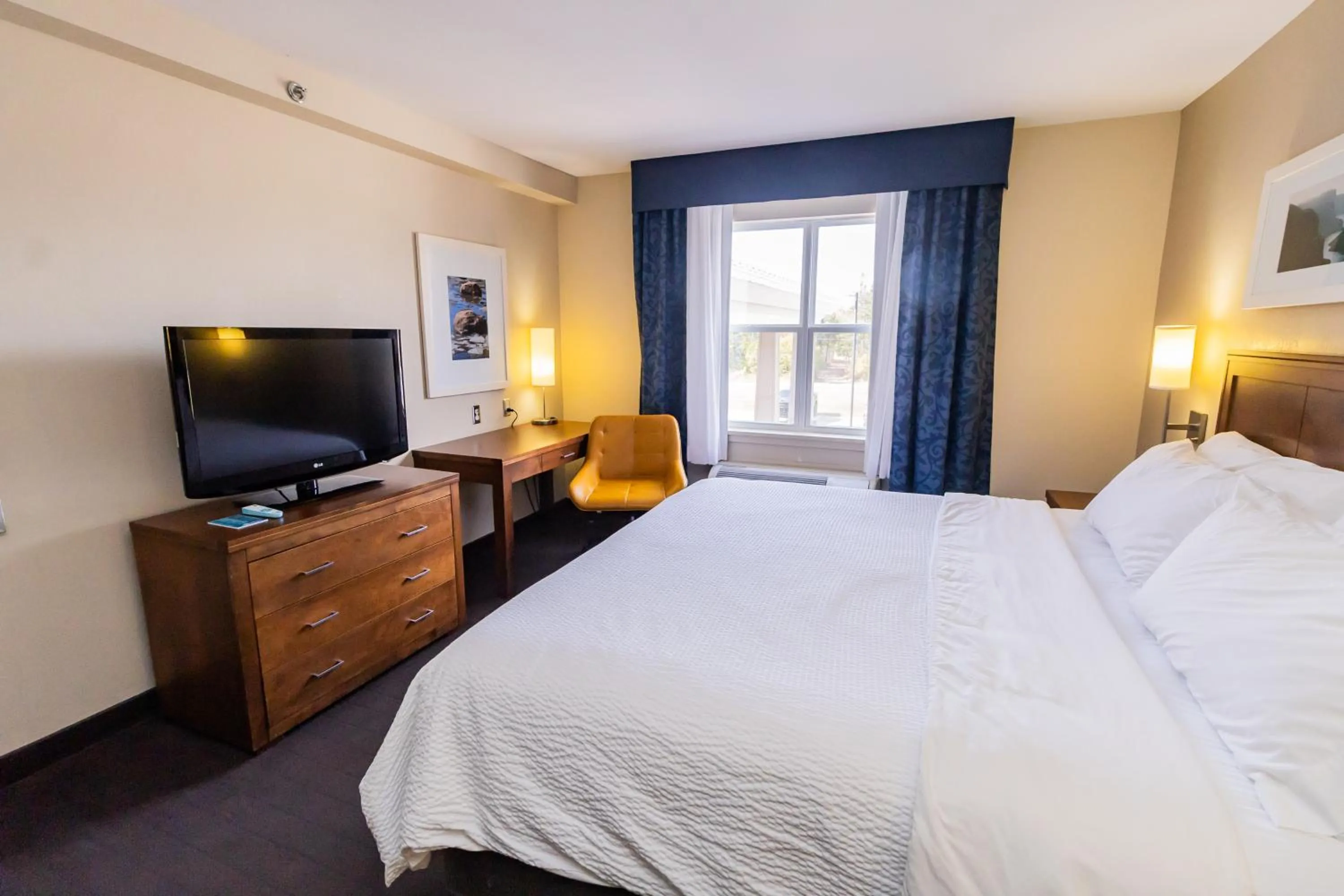 Bed in Deer Lake Horizon Hotel, BW Signature Collection