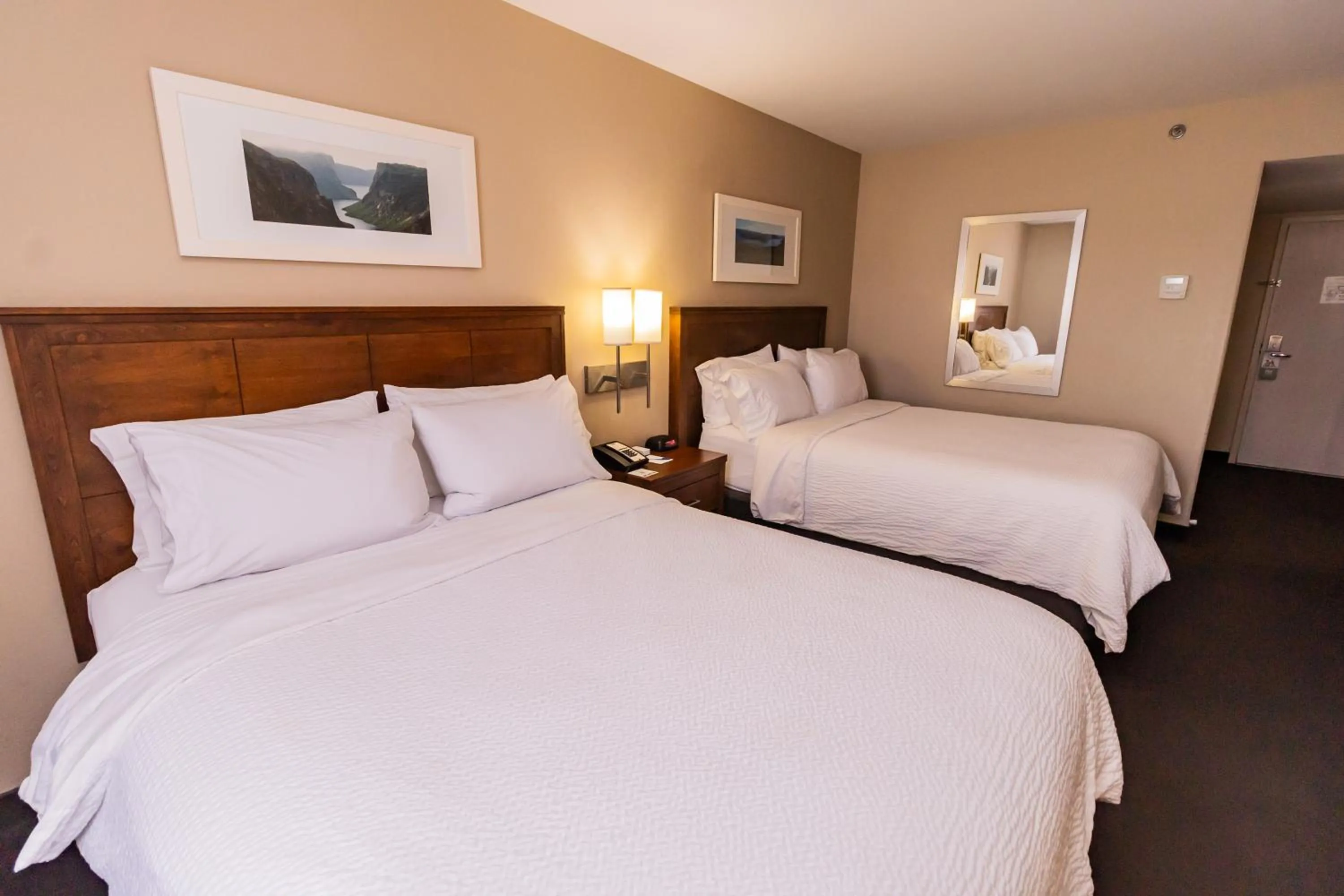 Photo of the whole room, Bed in Deer Lake Horizon Hotel, BW Signature Collection
