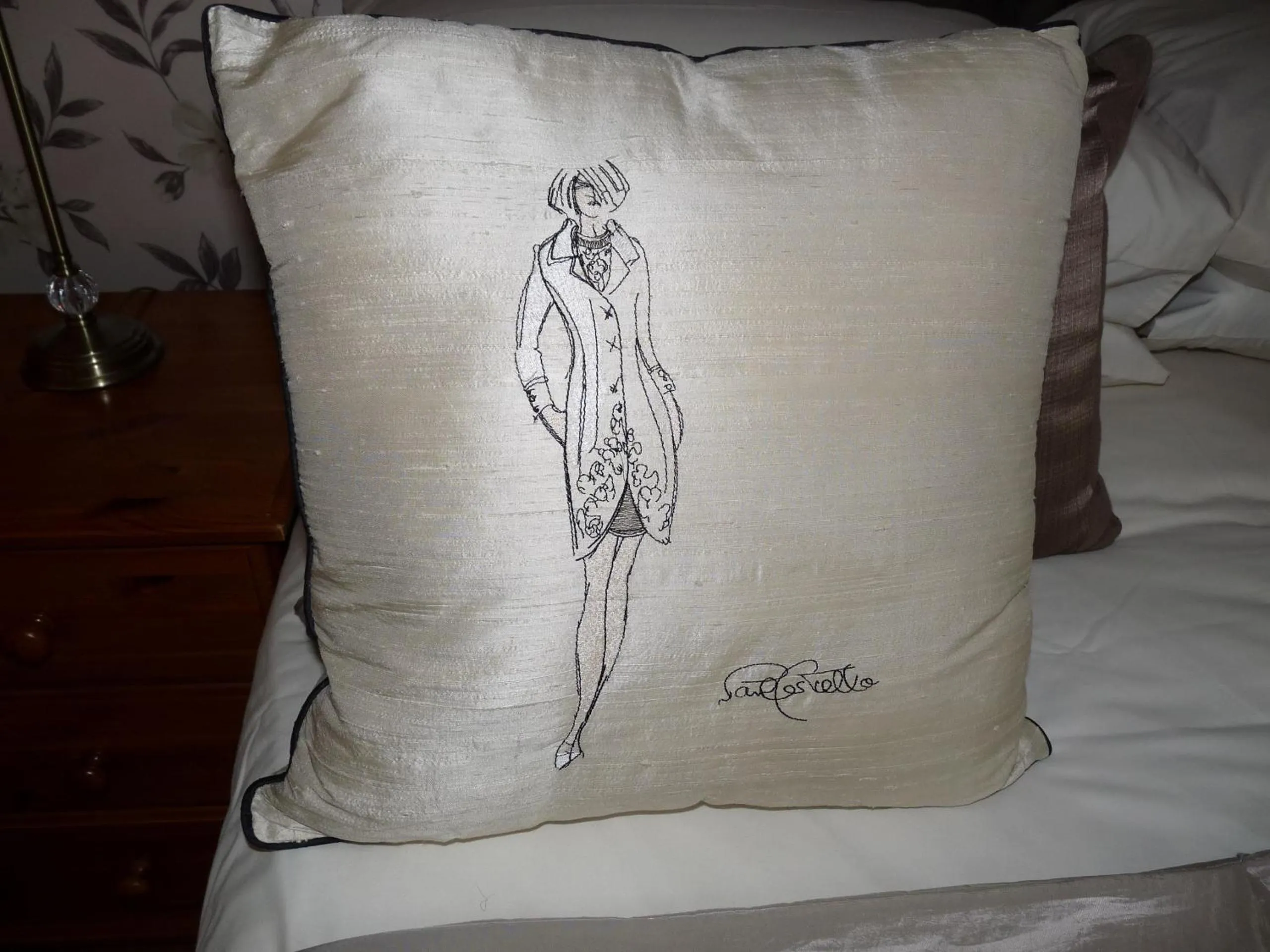 Seating area, Bed in Stirabout Lane B&B