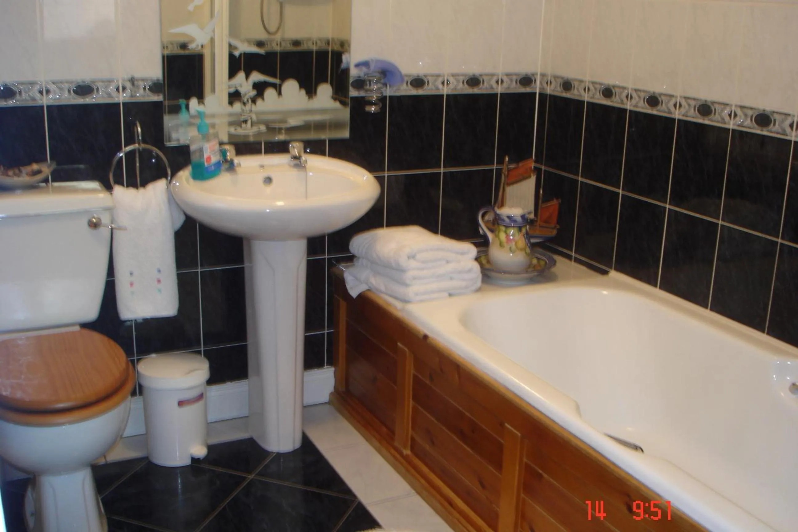 Bathroom in Stirabout Lane B&B