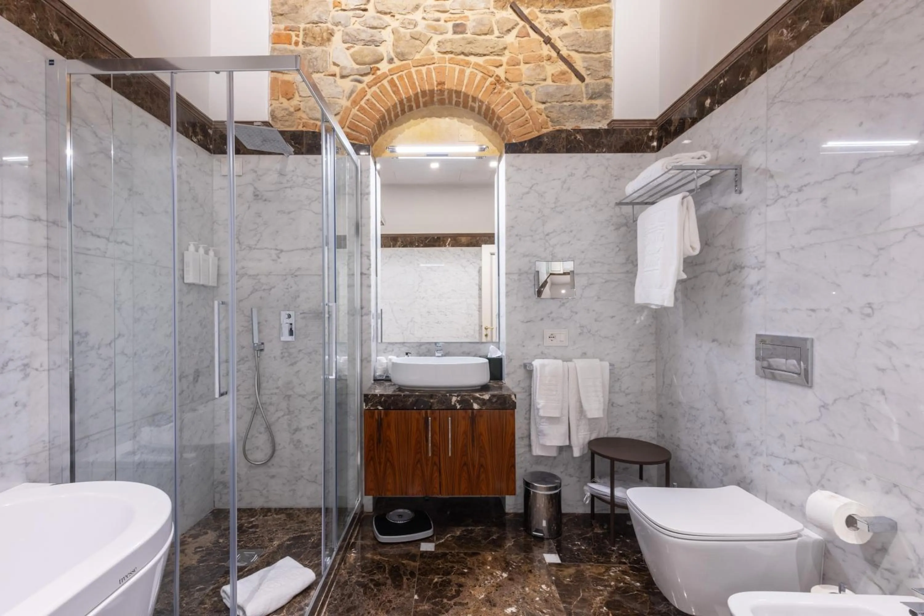 Bathroom in Donati Luxury Tower Suites