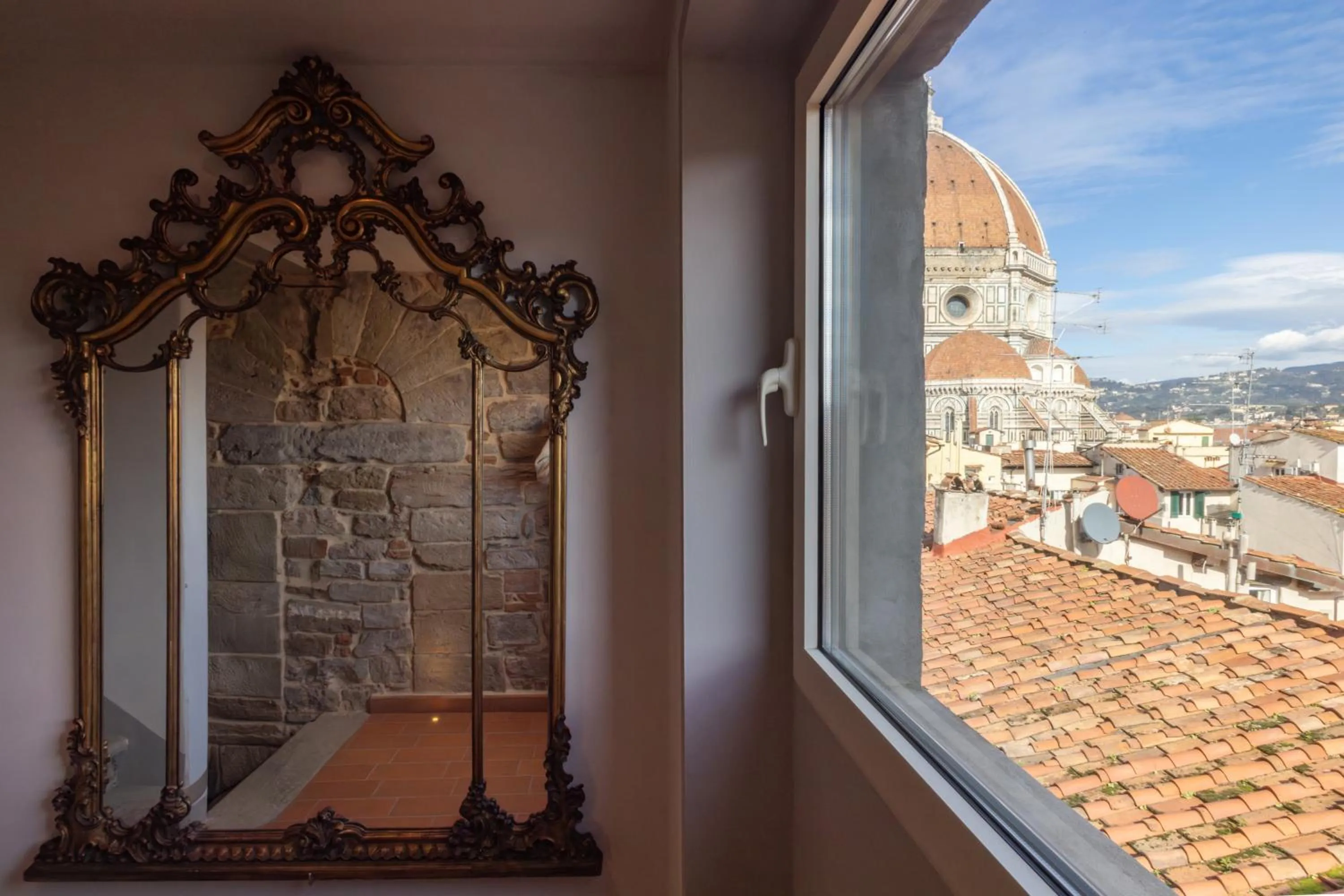 Decorative detail in Donati Luxury Tower Suites