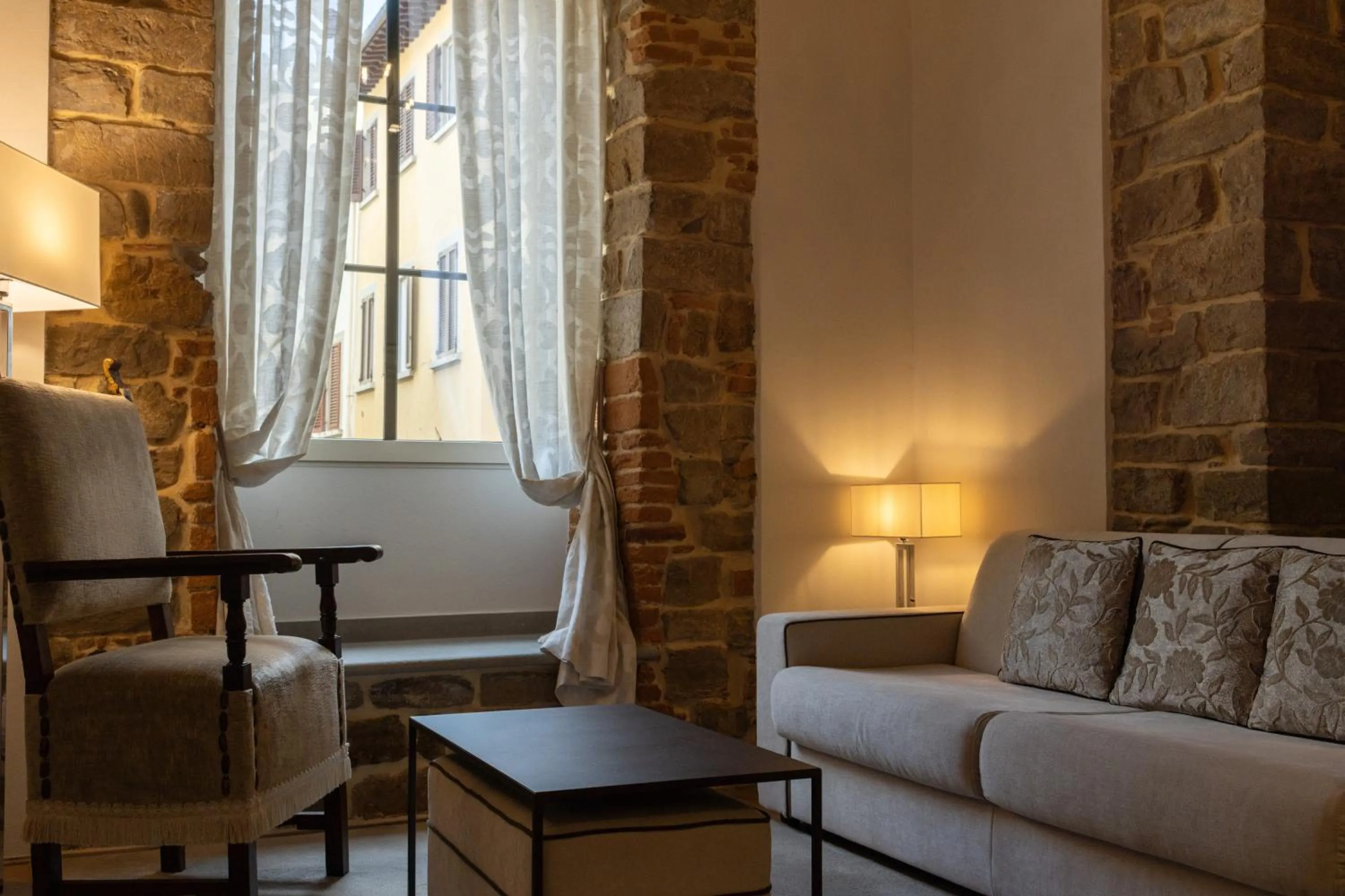 Seating area in Donati Luxury Tower Suites