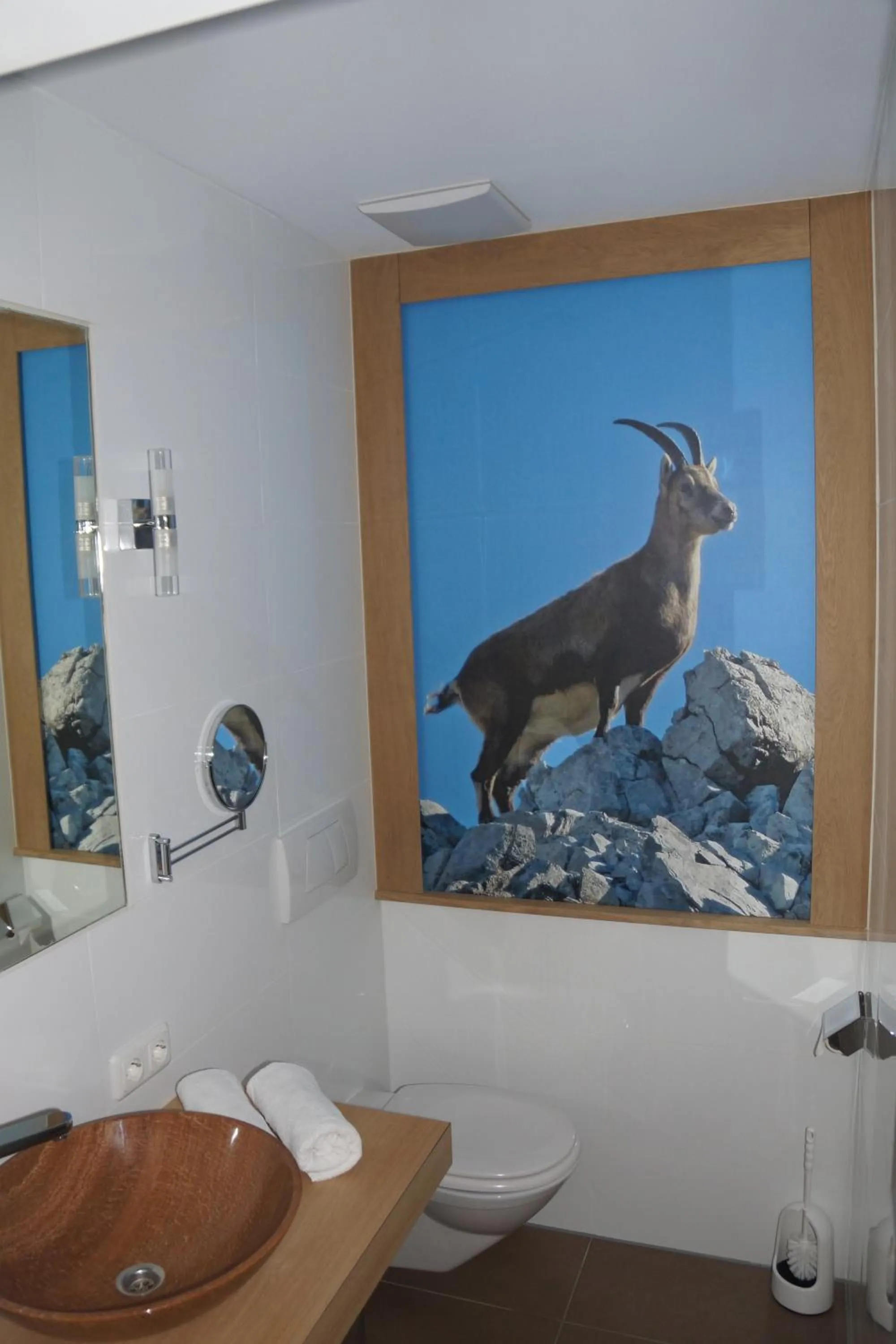 Toilet in Hotel Lucia - 3 Sterne Superior