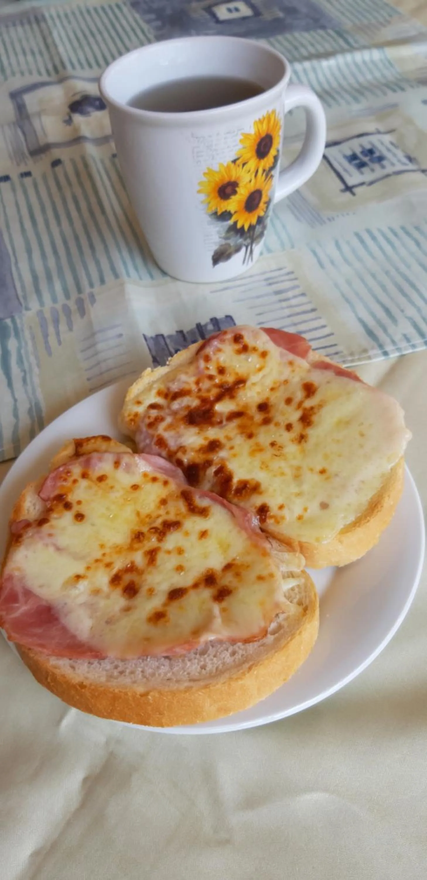 Food and drinks in Family Hotel Belvedere