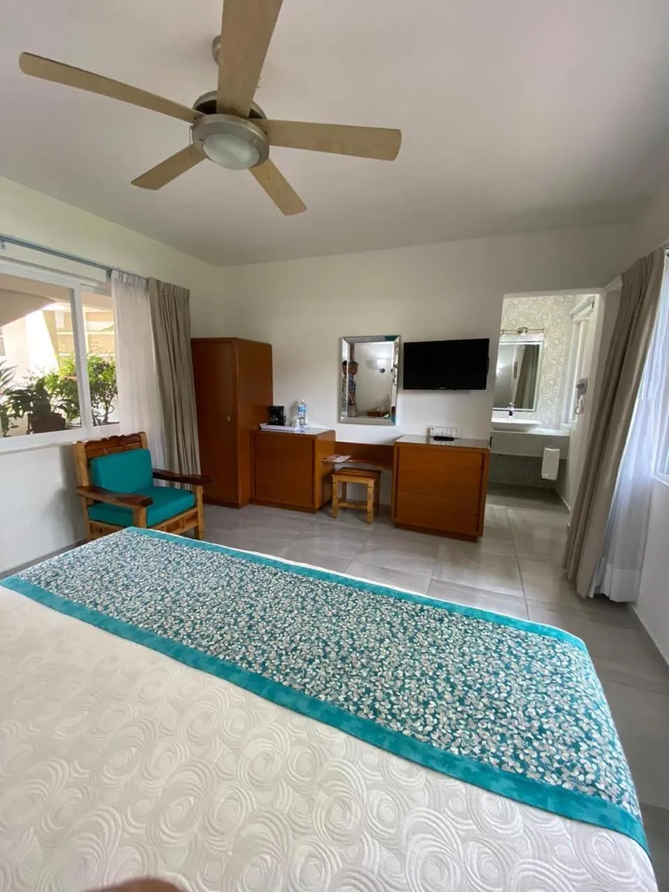 Bathroom, Bed in Hotel Posada Quinta Las Flores