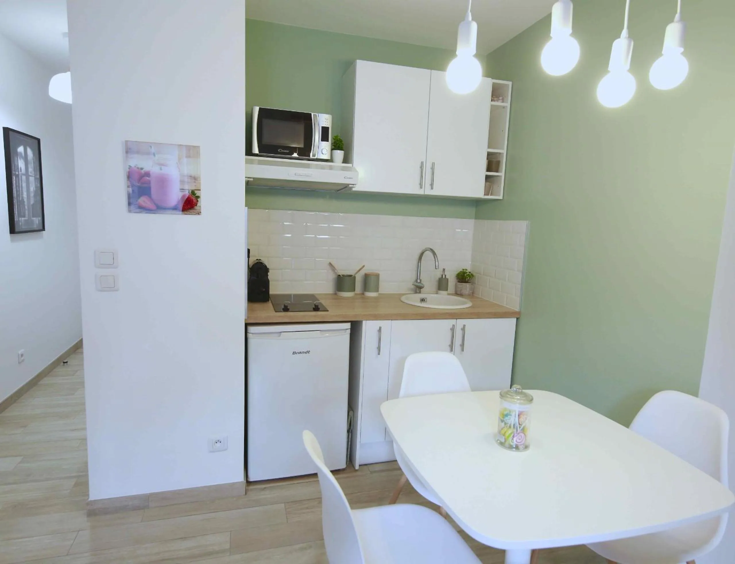 Dining area in Studio Disneyland Paris