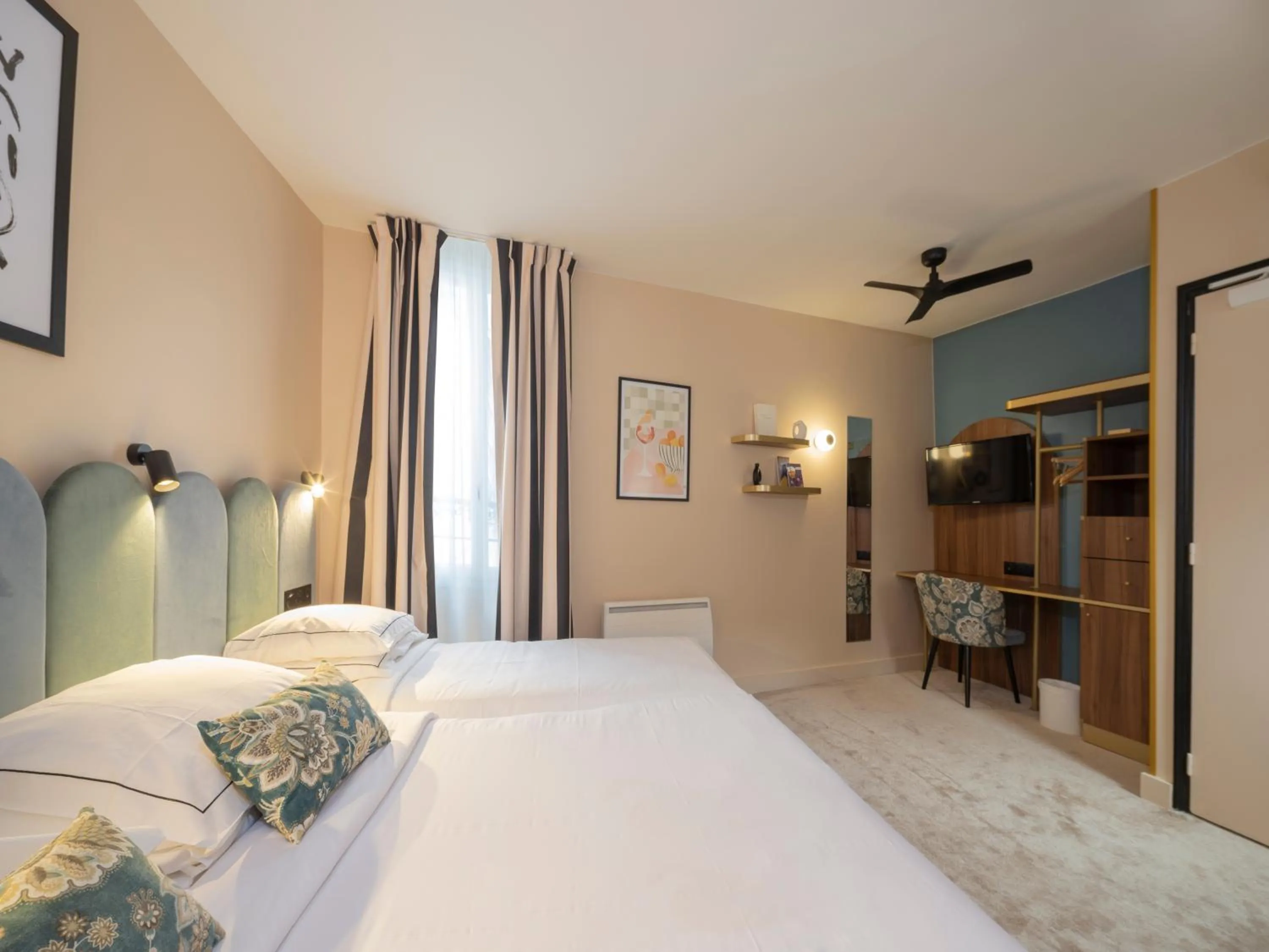 Bedroom, Bed in Hotel Boronali