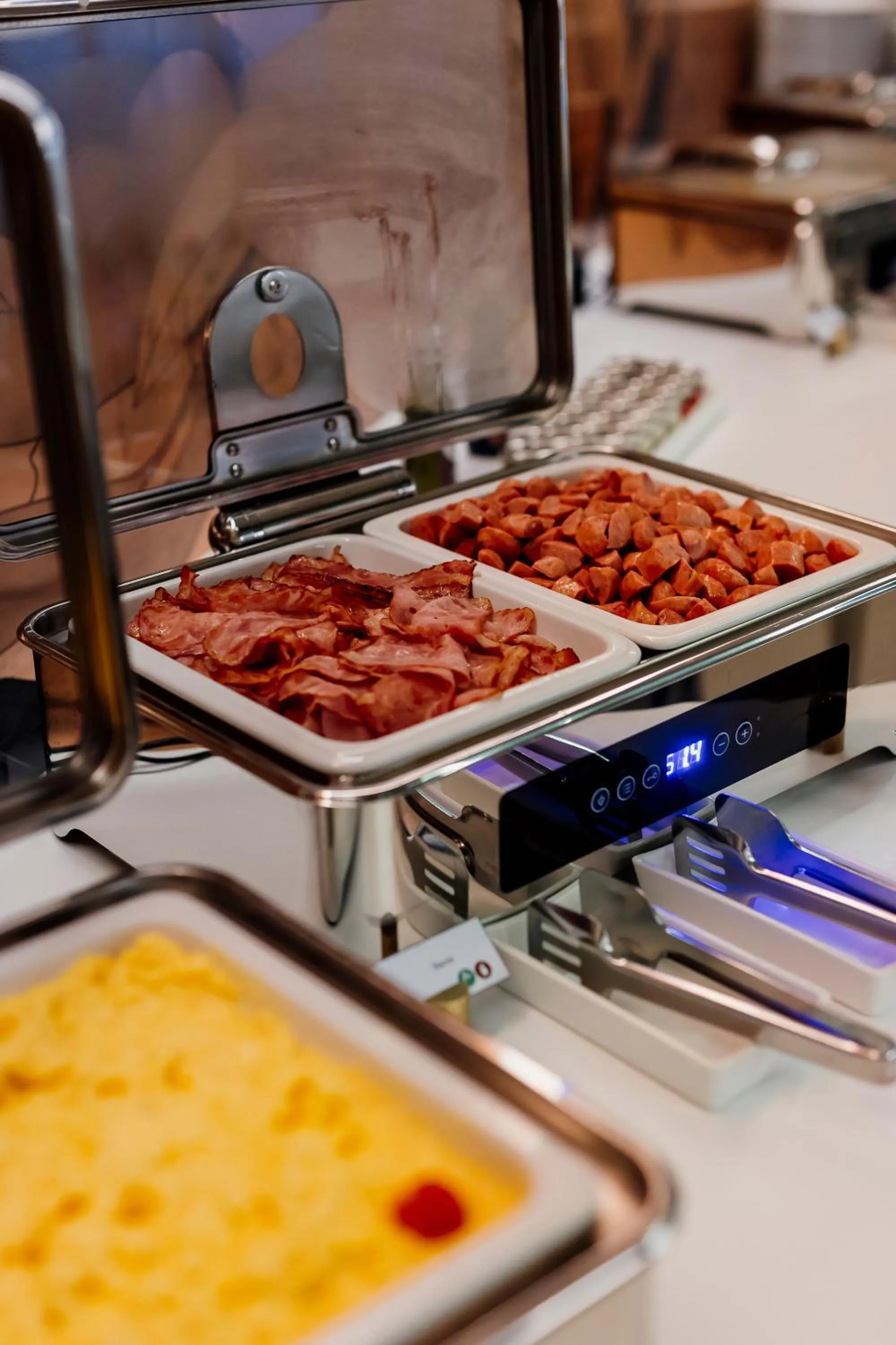 Buffet breakfast in Troia Design Hotel