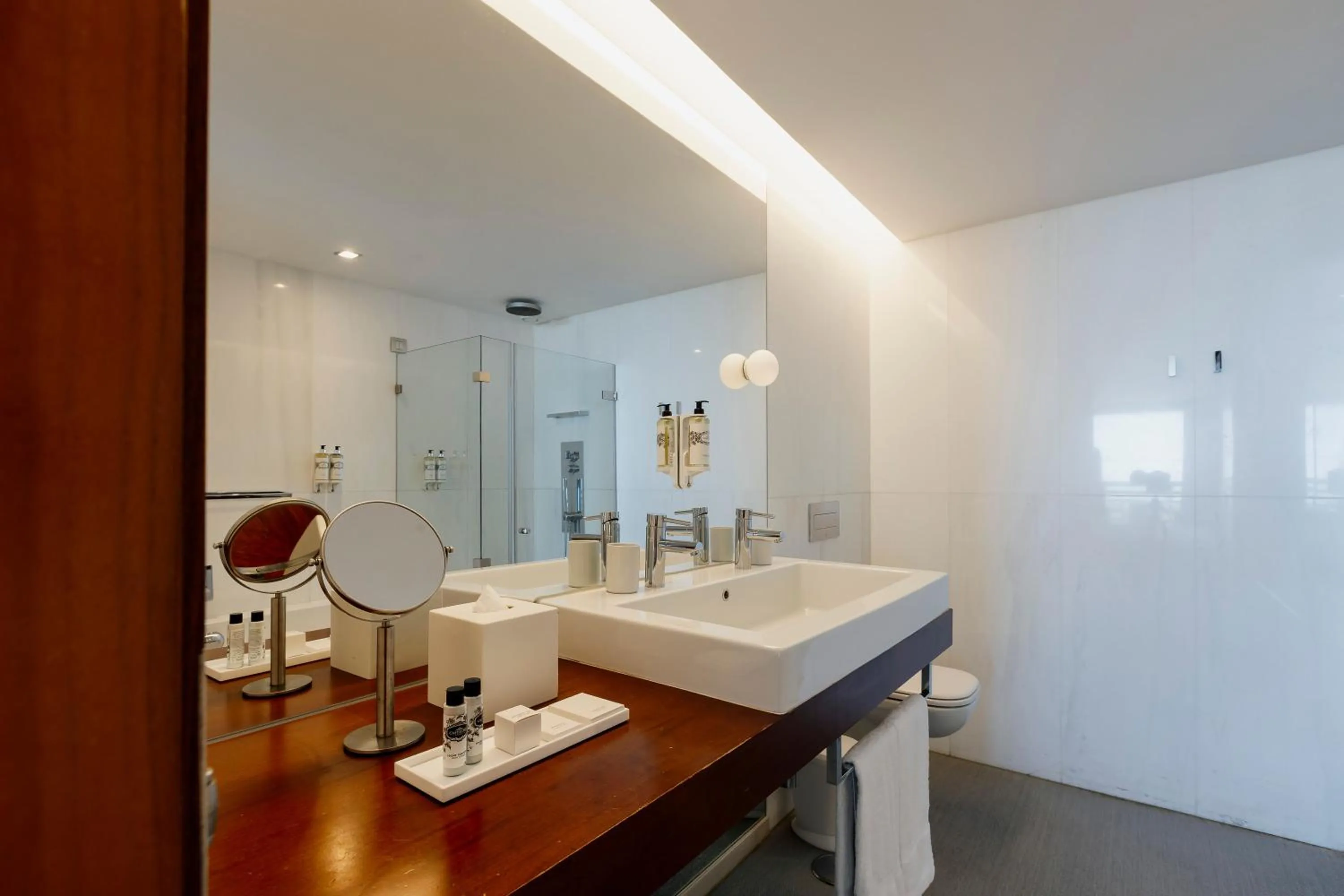 Bathroom in Troia Design Hotel