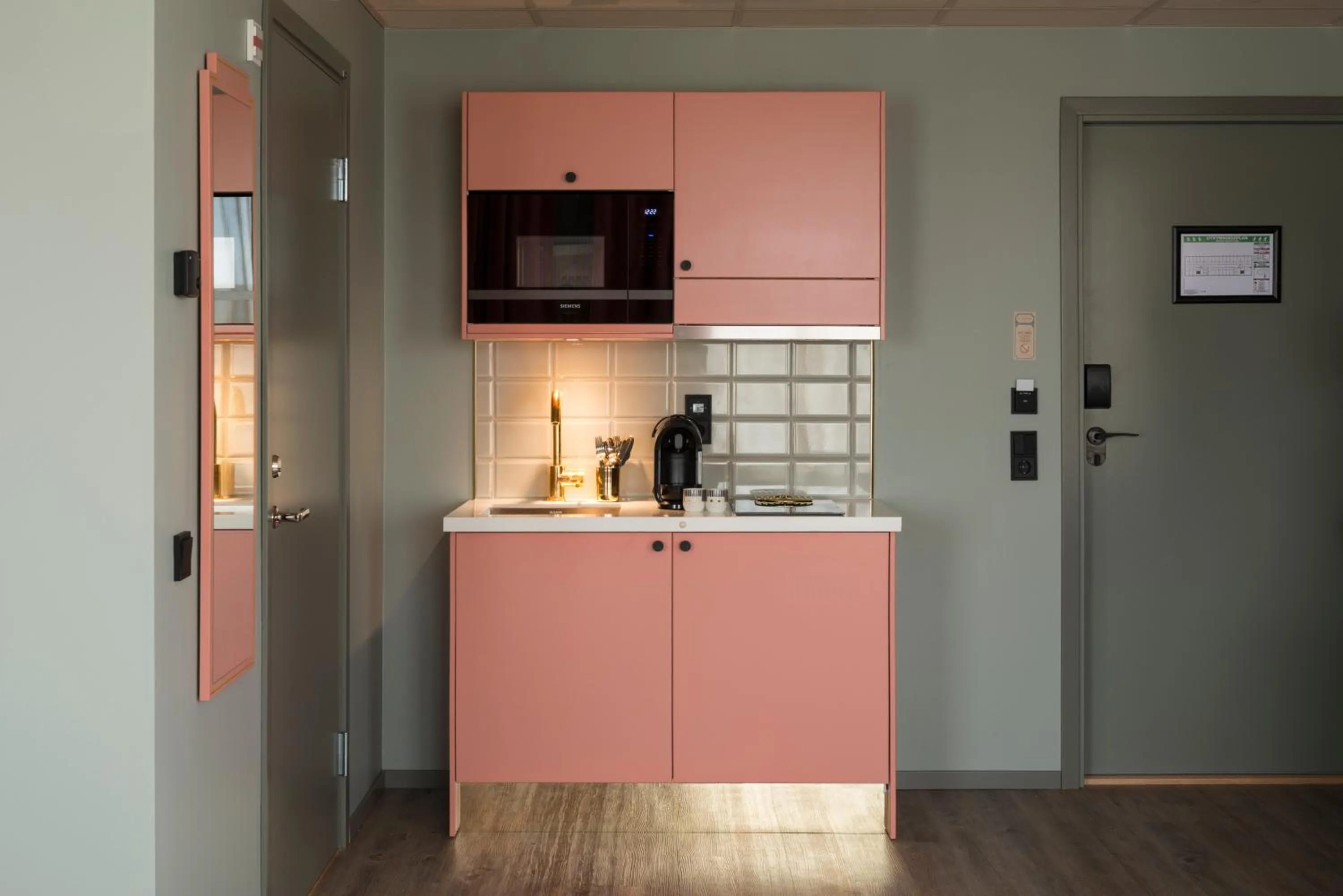 Kitchen or kitchenette in Best Western Plus Åby Hotel