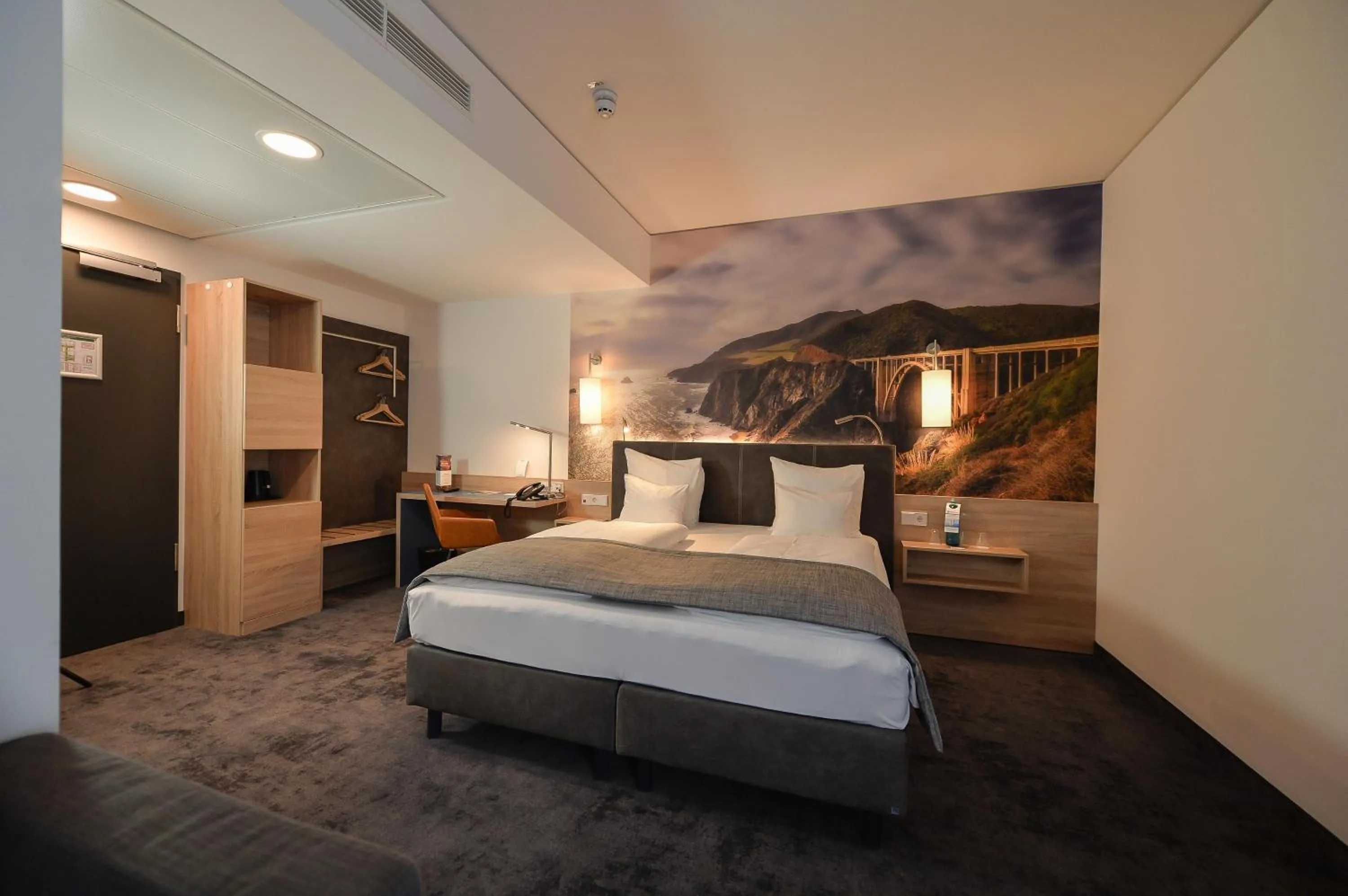 Bedroom, Bed in Best Western Hotel Wiesbaden