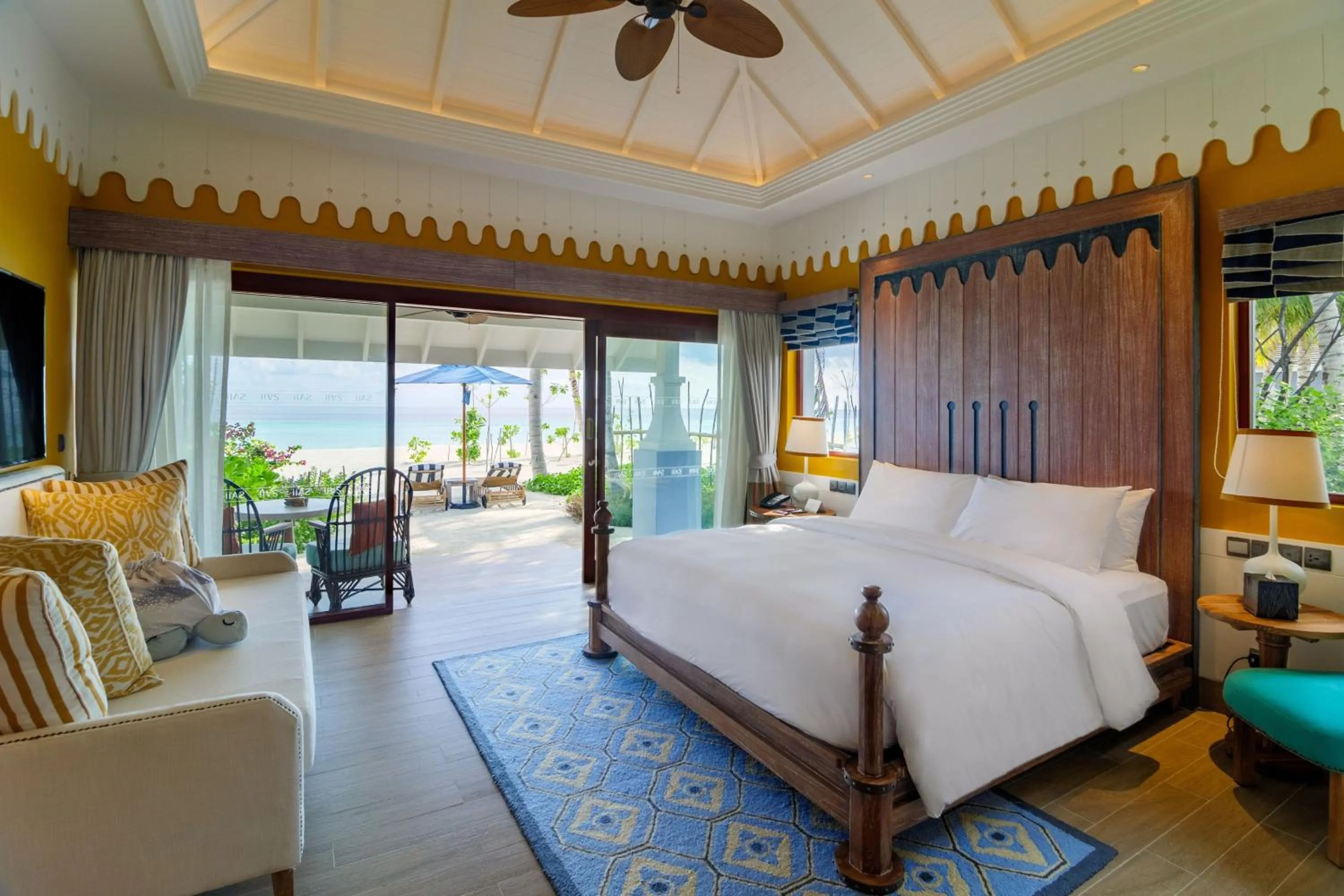 Bed in SAii Lagoon Maldives, Curio Collection By Hilton