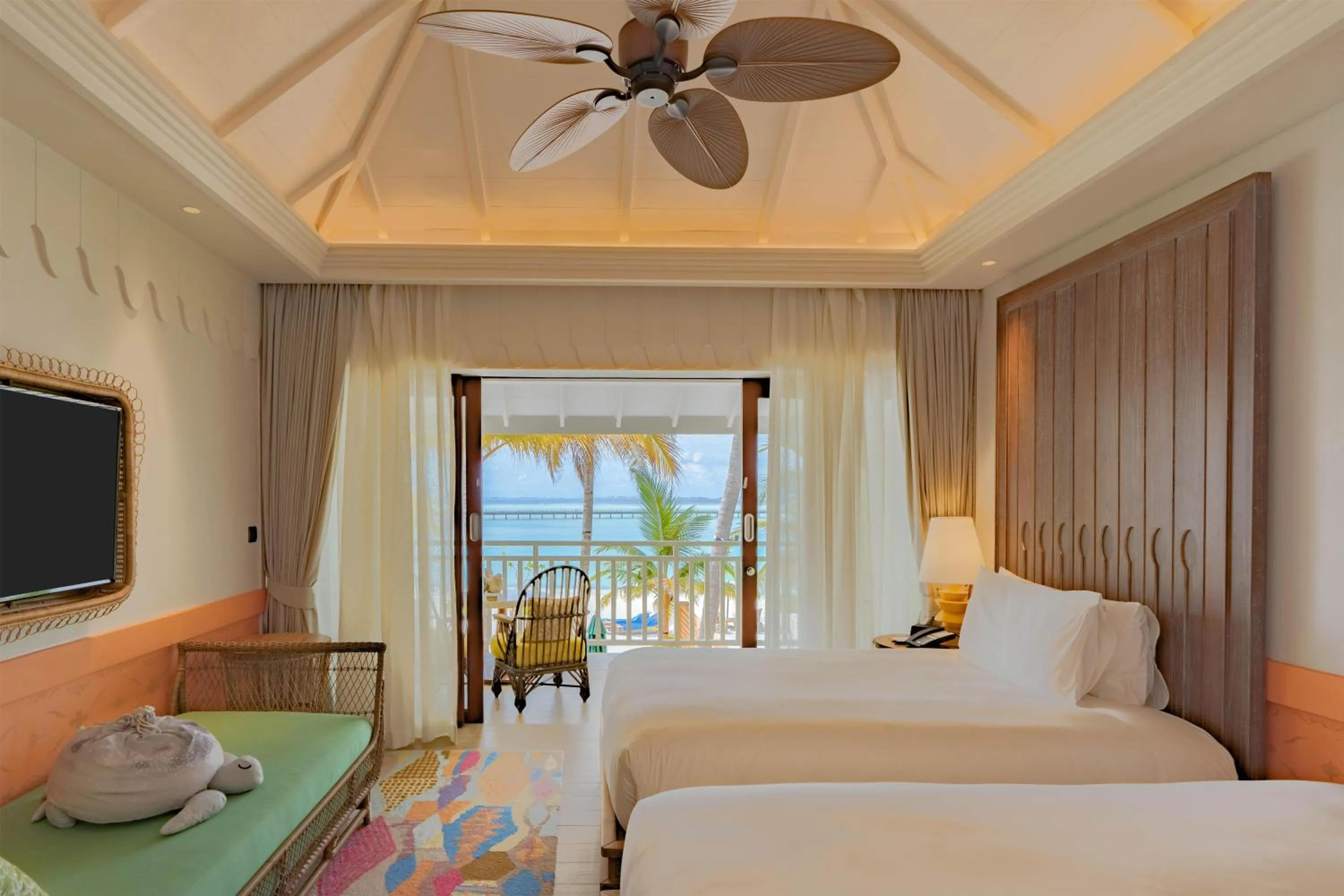 Bed in SAii Lagoon Maldives, Curio Collection By Hilton