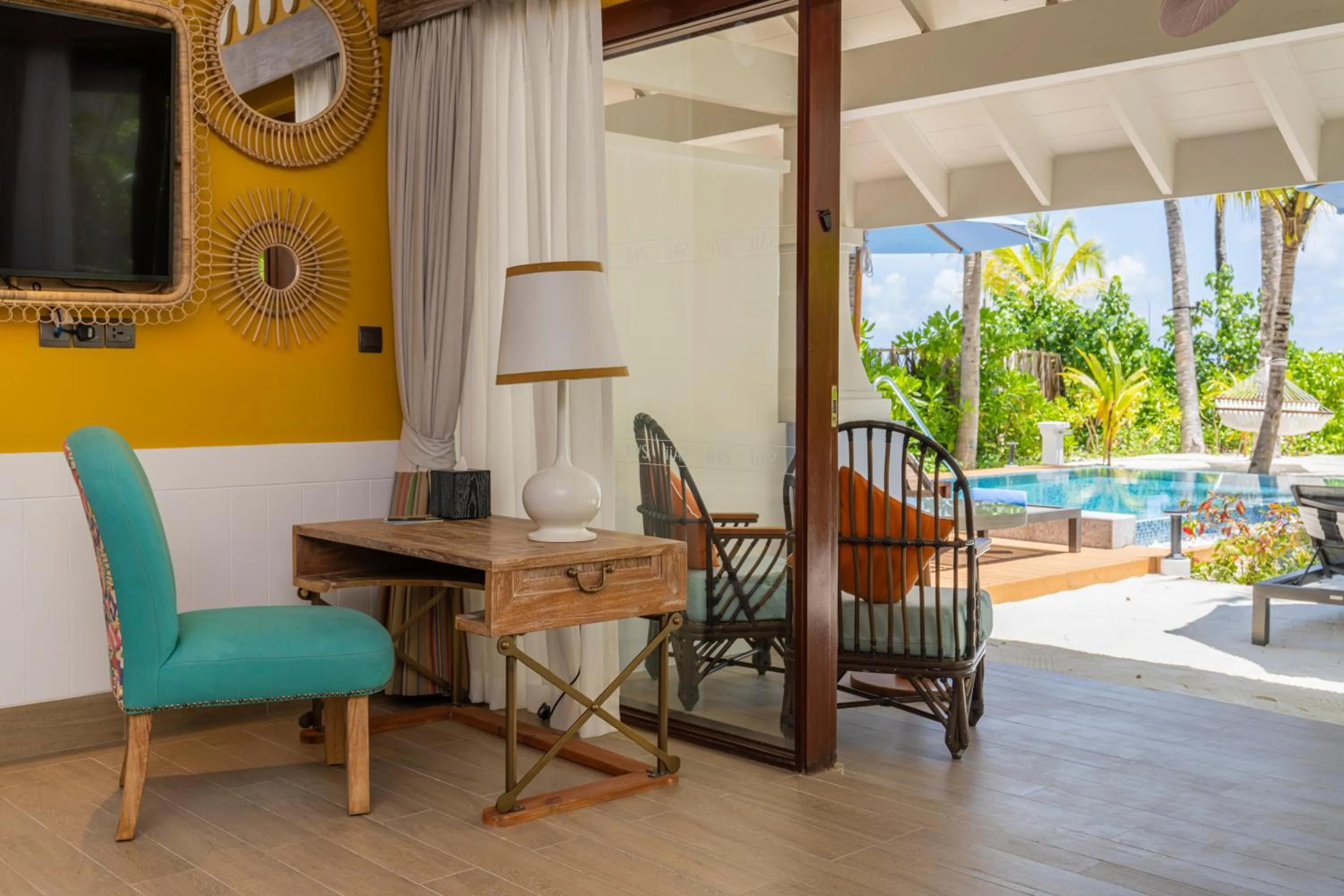 Balcony/Terrace in SAii Lagoon Maldives, Curio Collection By Hilton