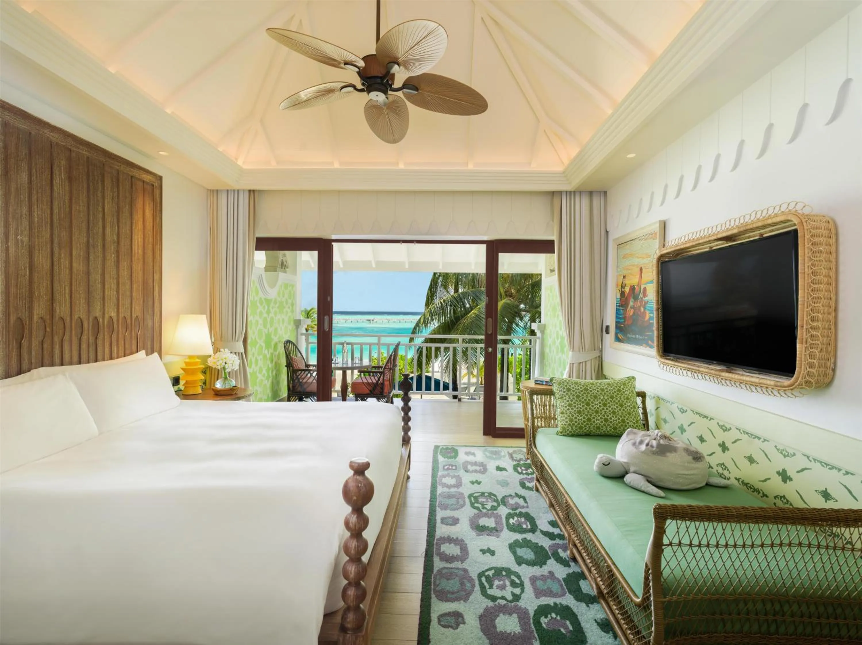 Bed in SAii Lagoon Maldives, Curio Collection By Hilton
