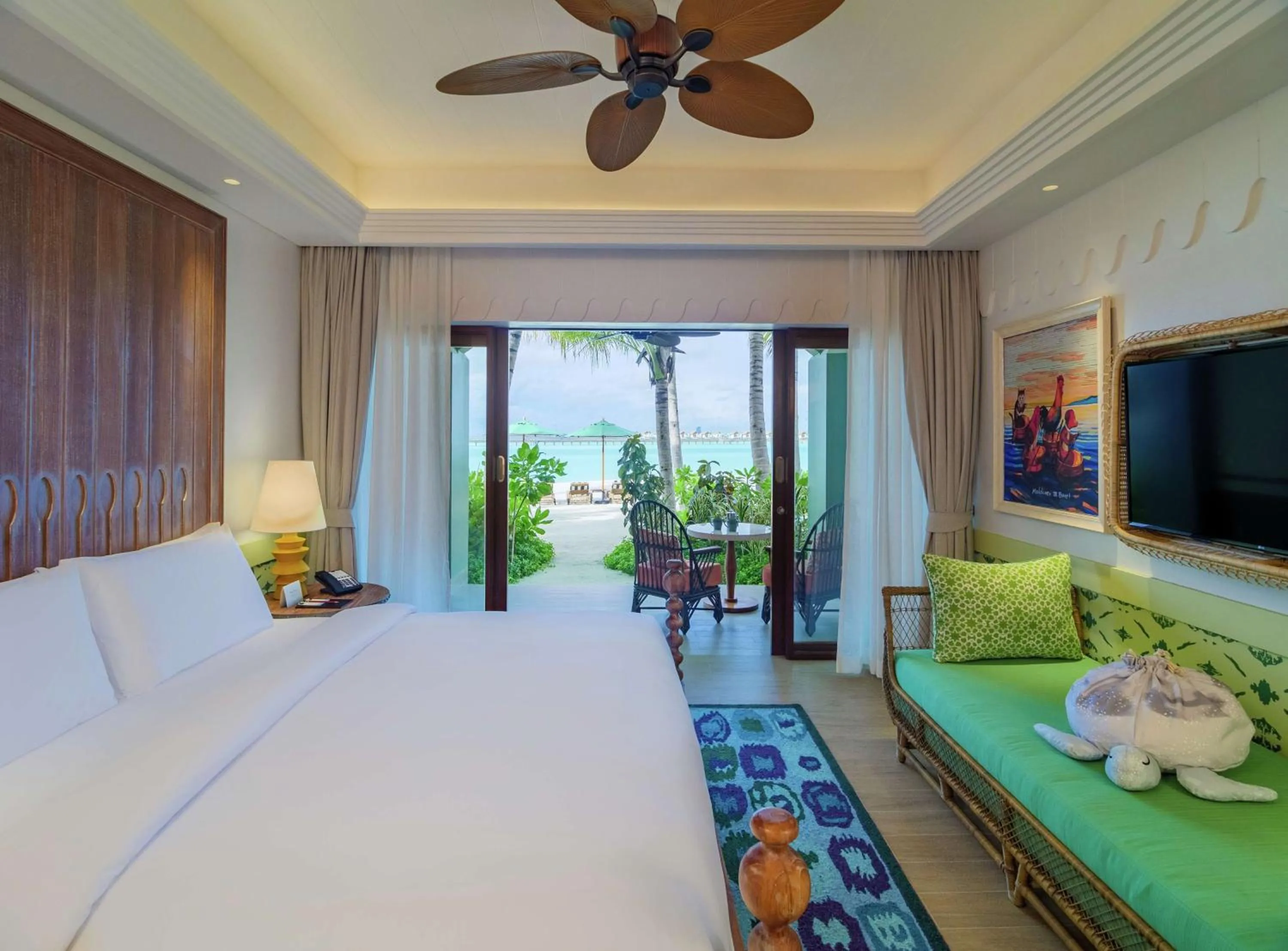 Bedroom, Bed in SAii Lagoon Maldives, Curio Collection By Hilton
