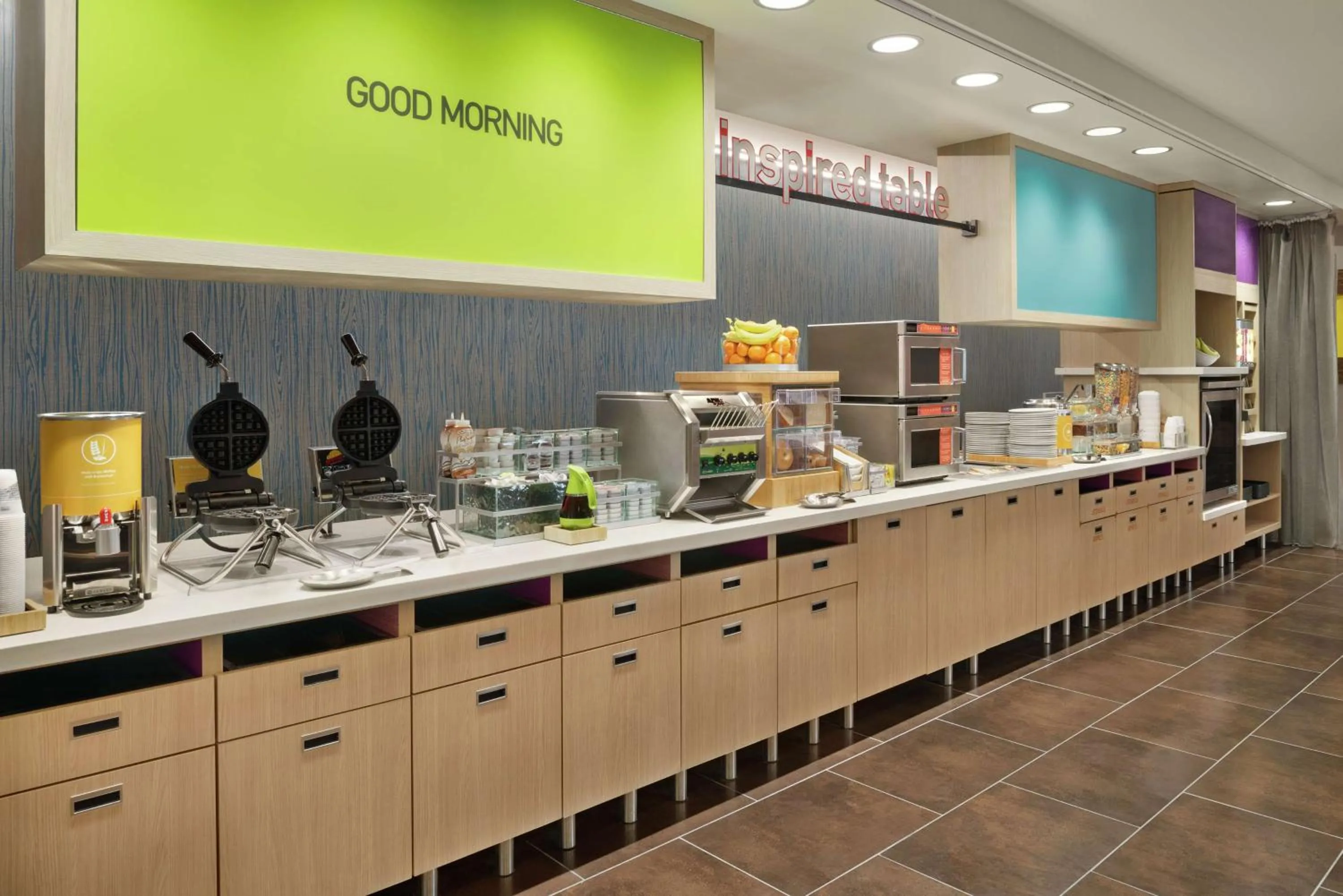 Breakfast in Home2 Suites By Hilton Brooklyn Park Minneapolis