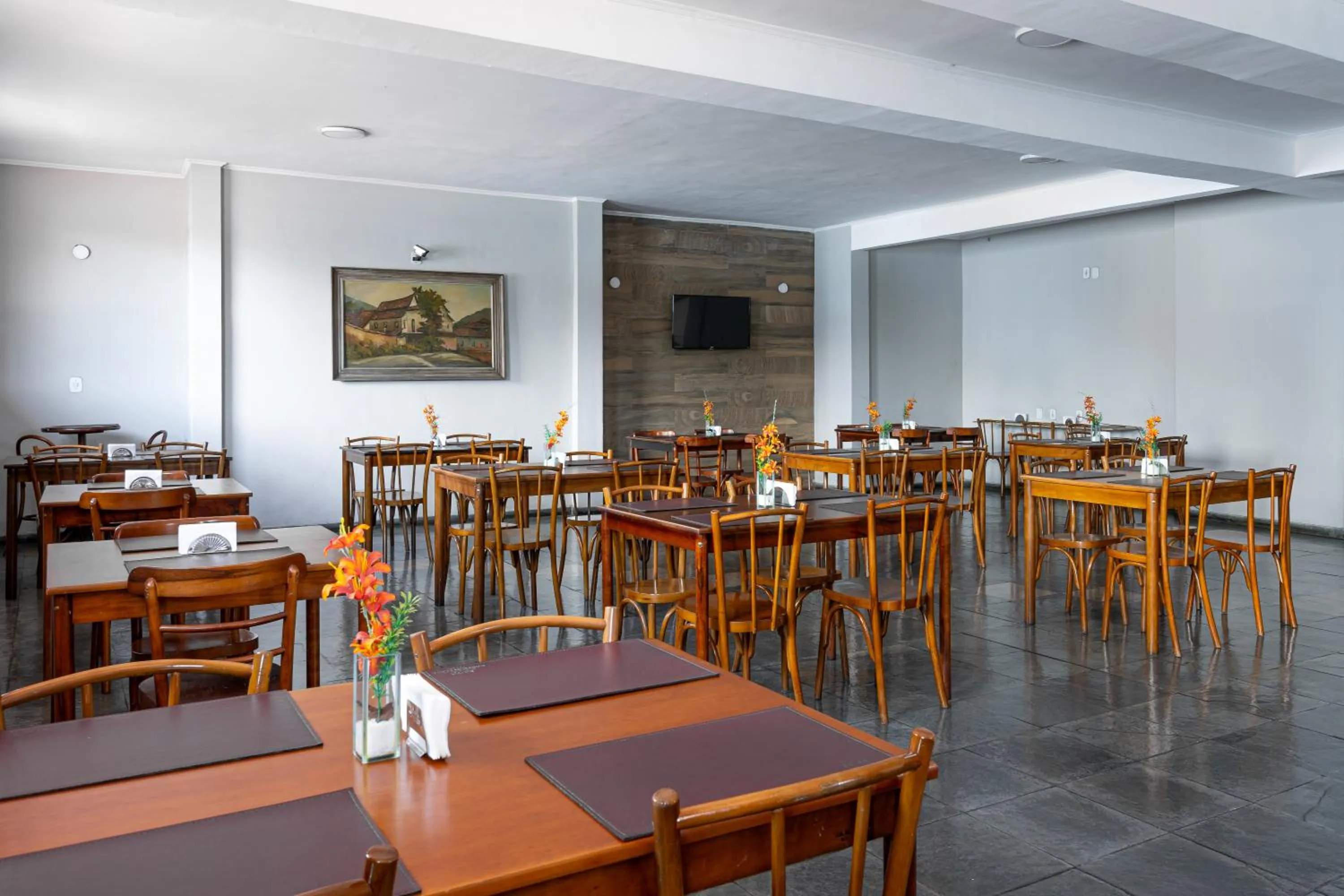 Restaurant/places to eat in Plaza Hotel São José dos Campos