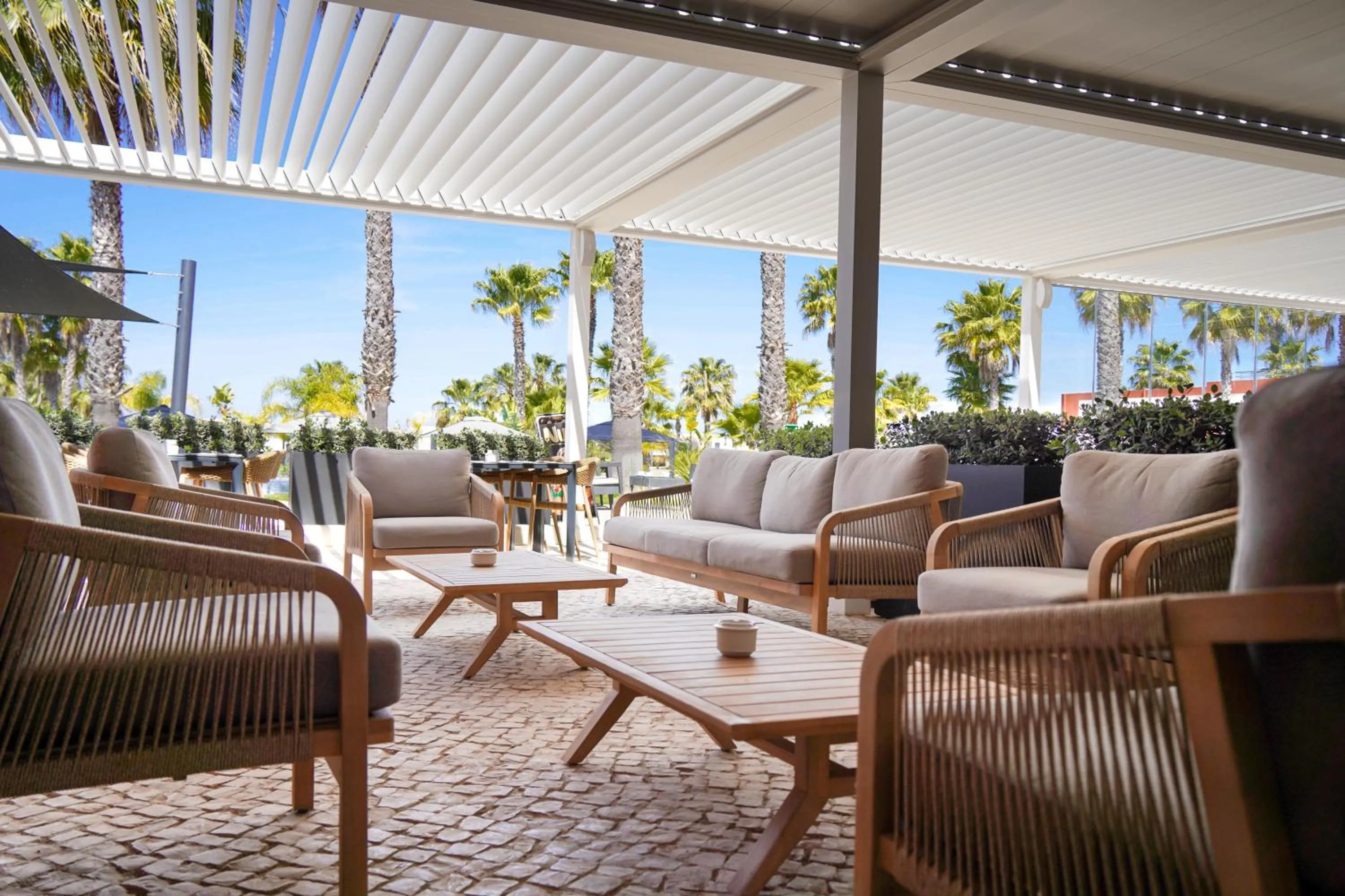 Restaurant/places to eat in Vitors Village