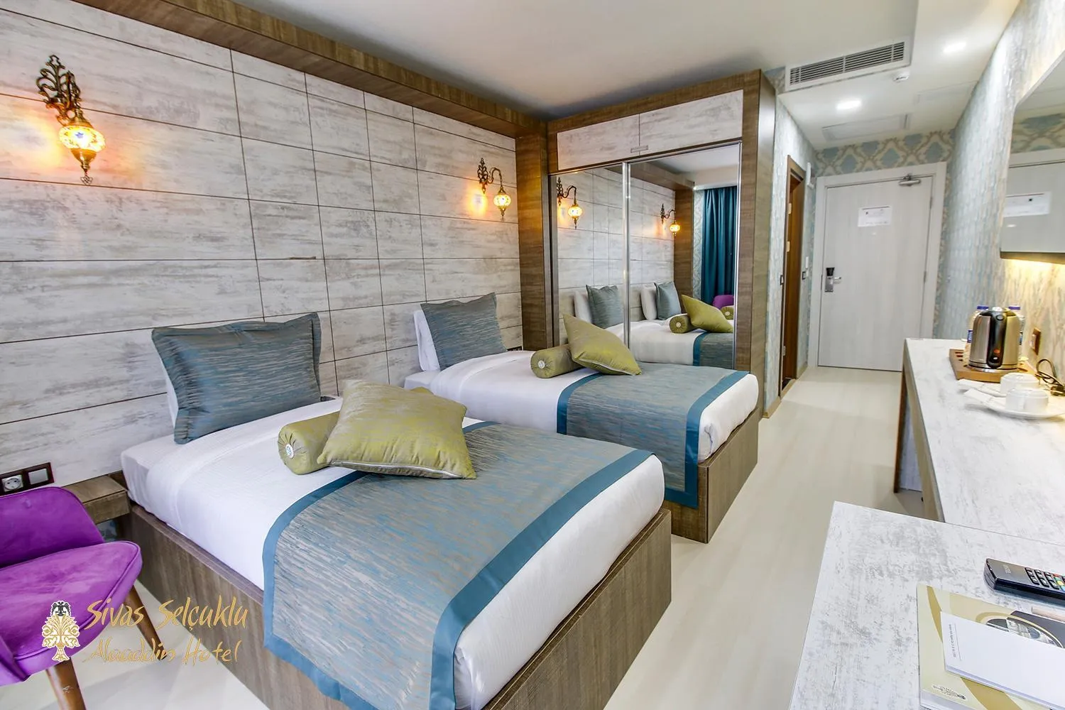 Bed in Sivas Keykavus Hotel