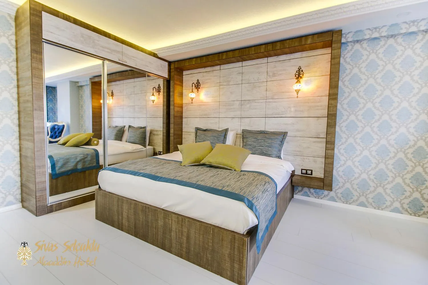 Bed in Sivas Keykavus Hotel