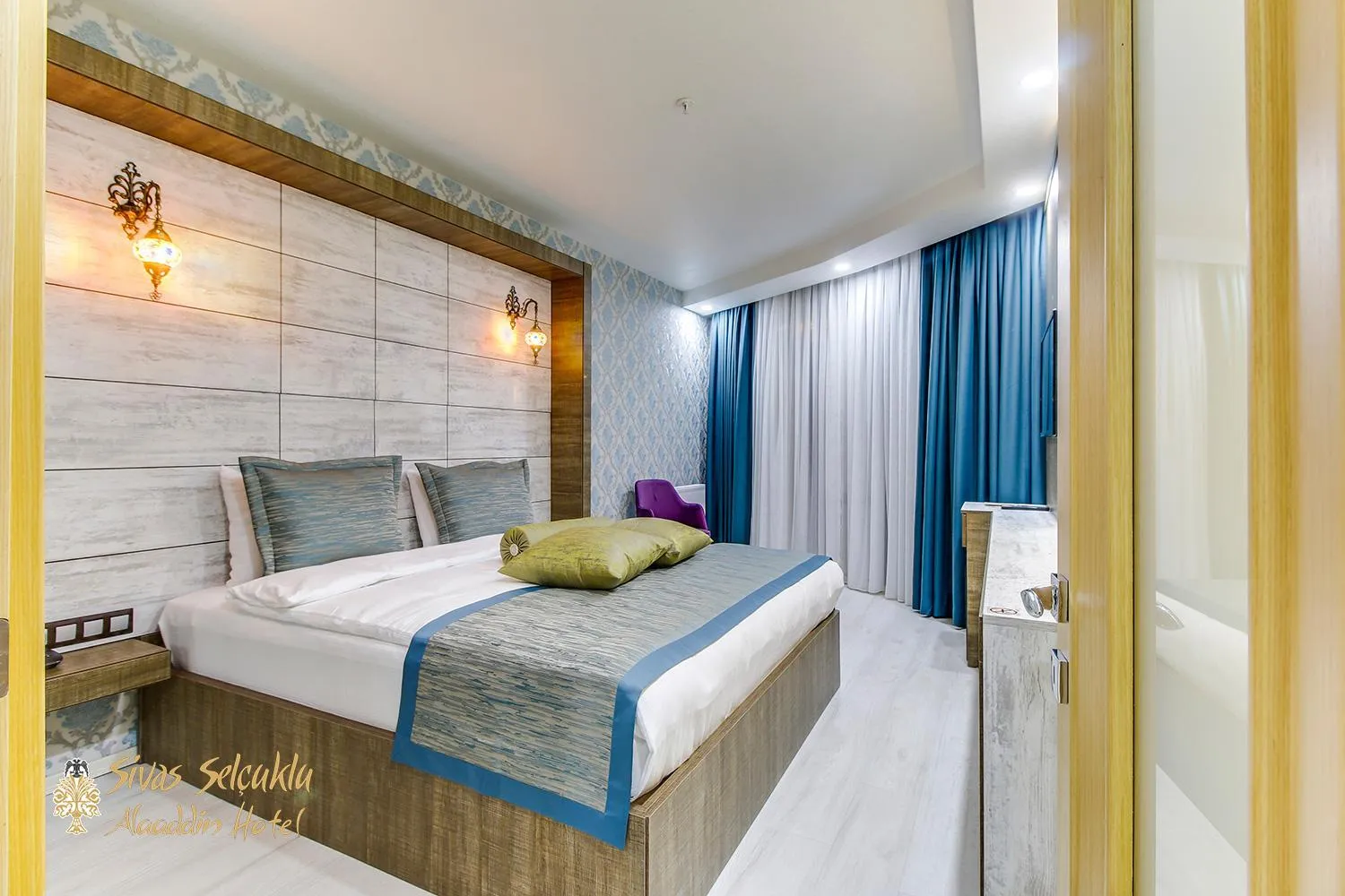 Bed in Sivas Keykavus Hotel