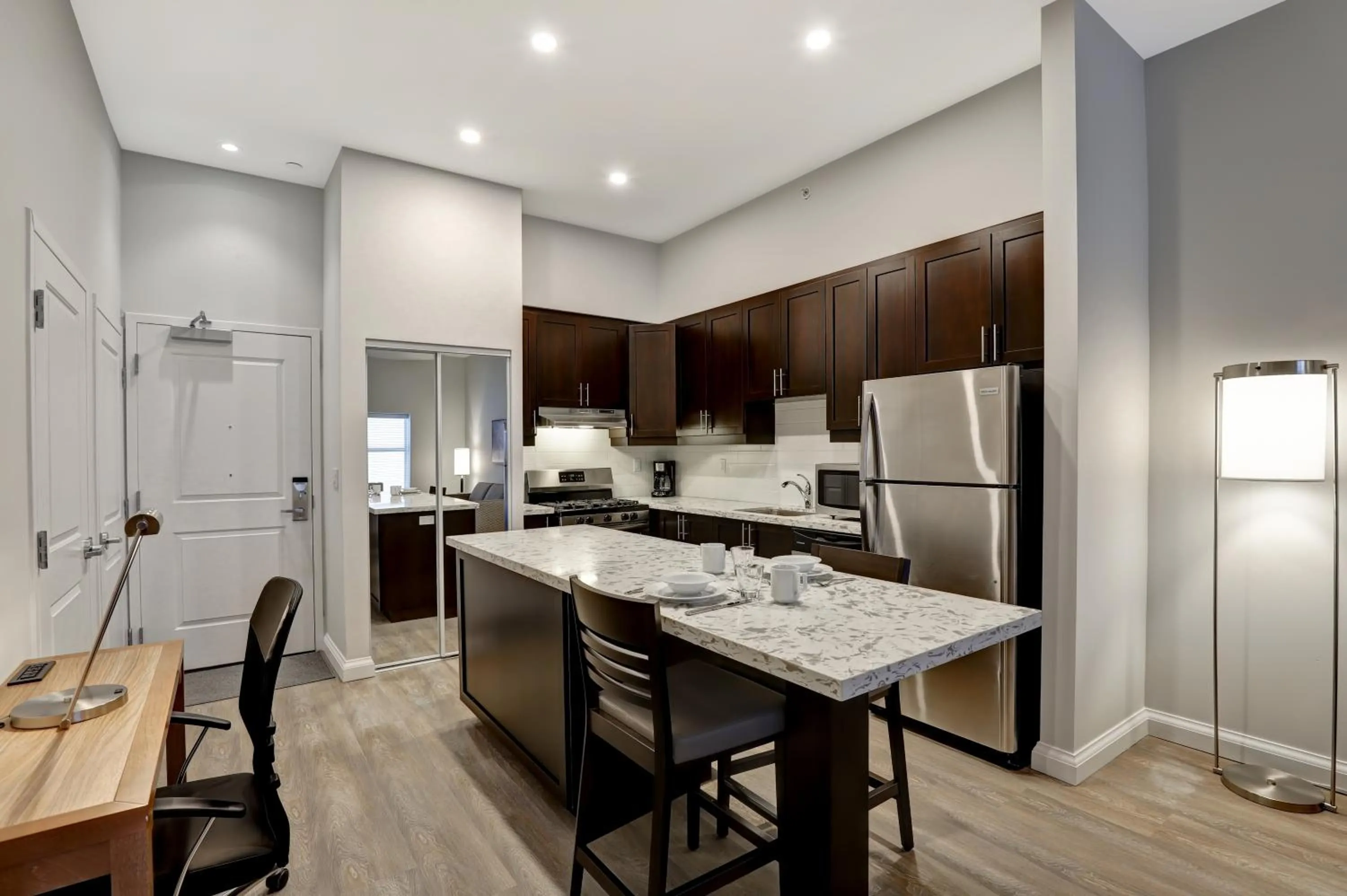 Kitchen or kitchenette, Kitchen/Kitchenette in Residences at Kanata Lakes