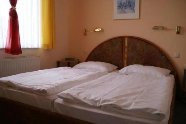 Bed in Weser Wasserbetten Hotel Baxmann