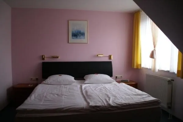 Bed in Weser Wasserbetten Hotel Baxmann