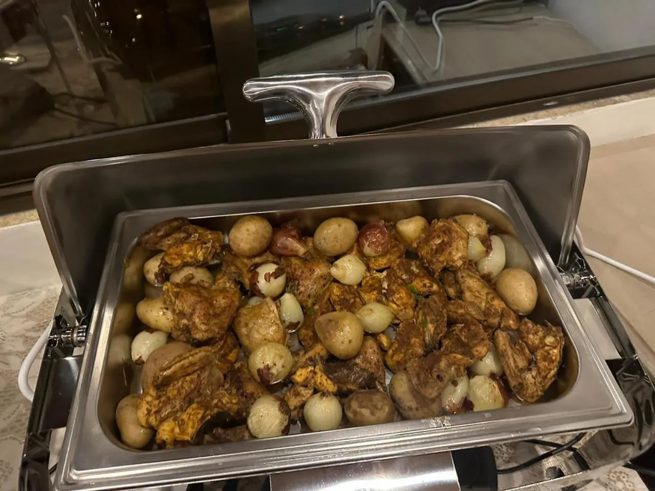 Restaurant/places to eat in Petra Sky Hotel