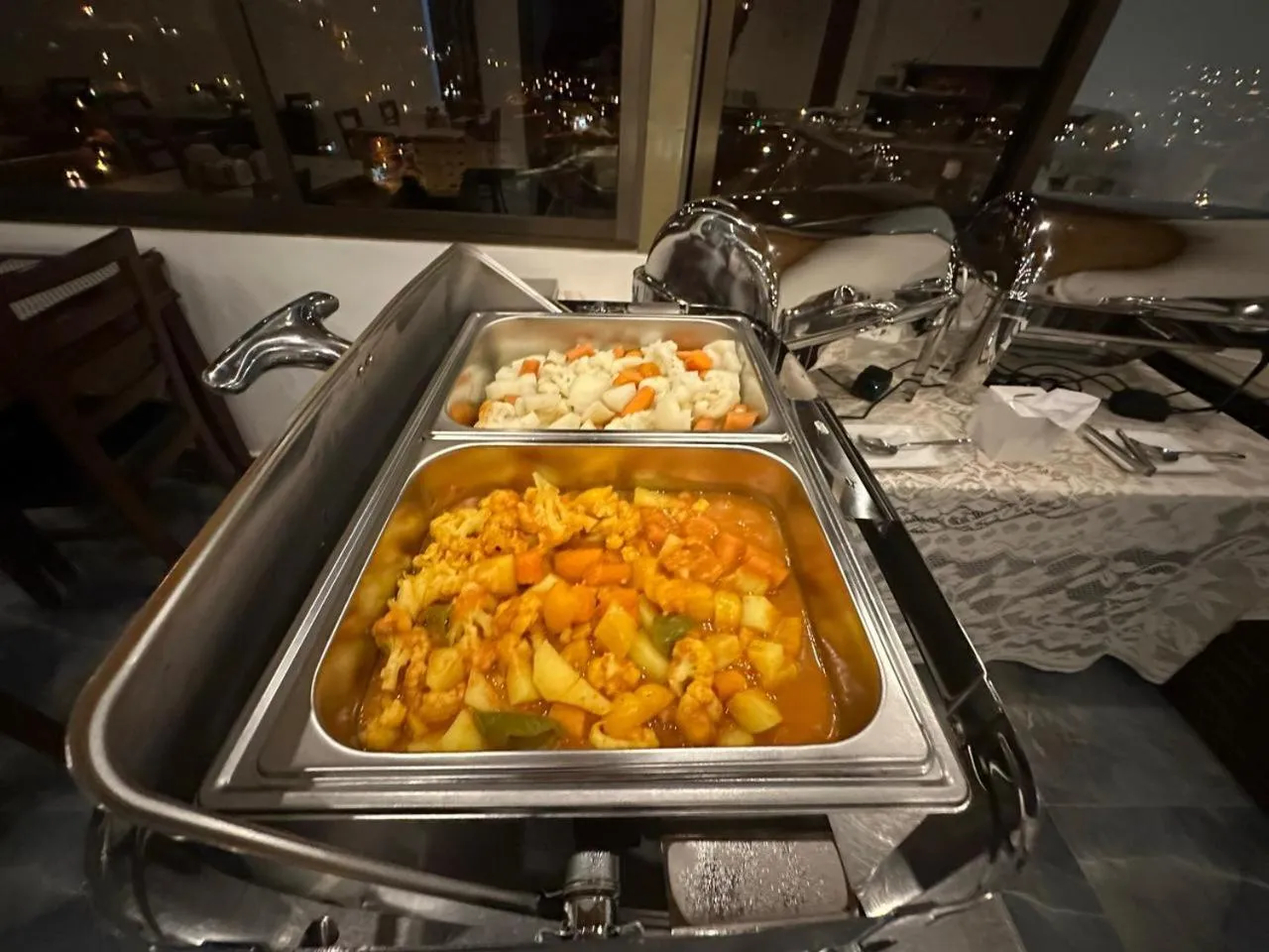 Restaurant/places to eat in Petra Sky Hotel