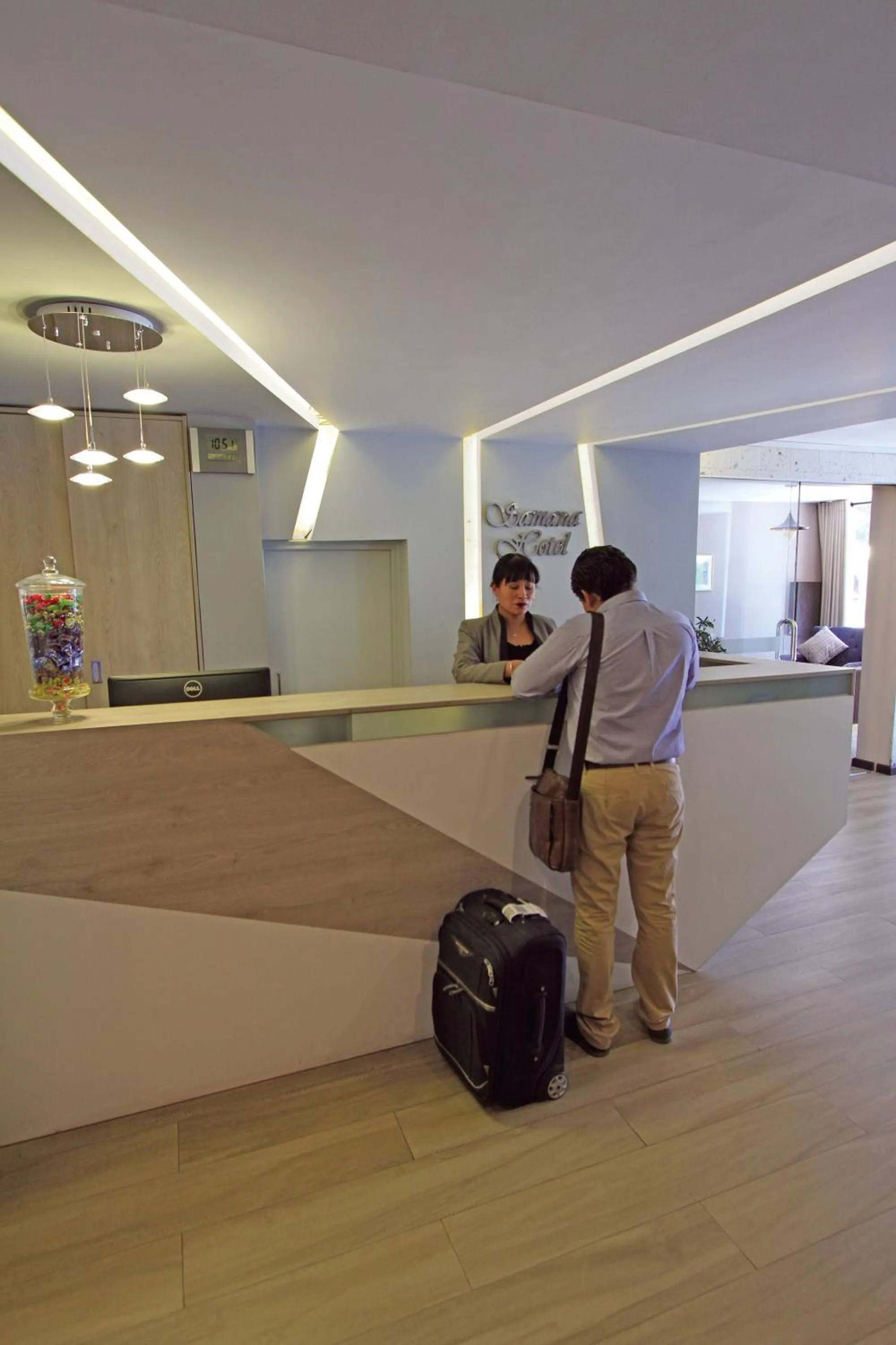 Lobby or reception in Samana Hotel