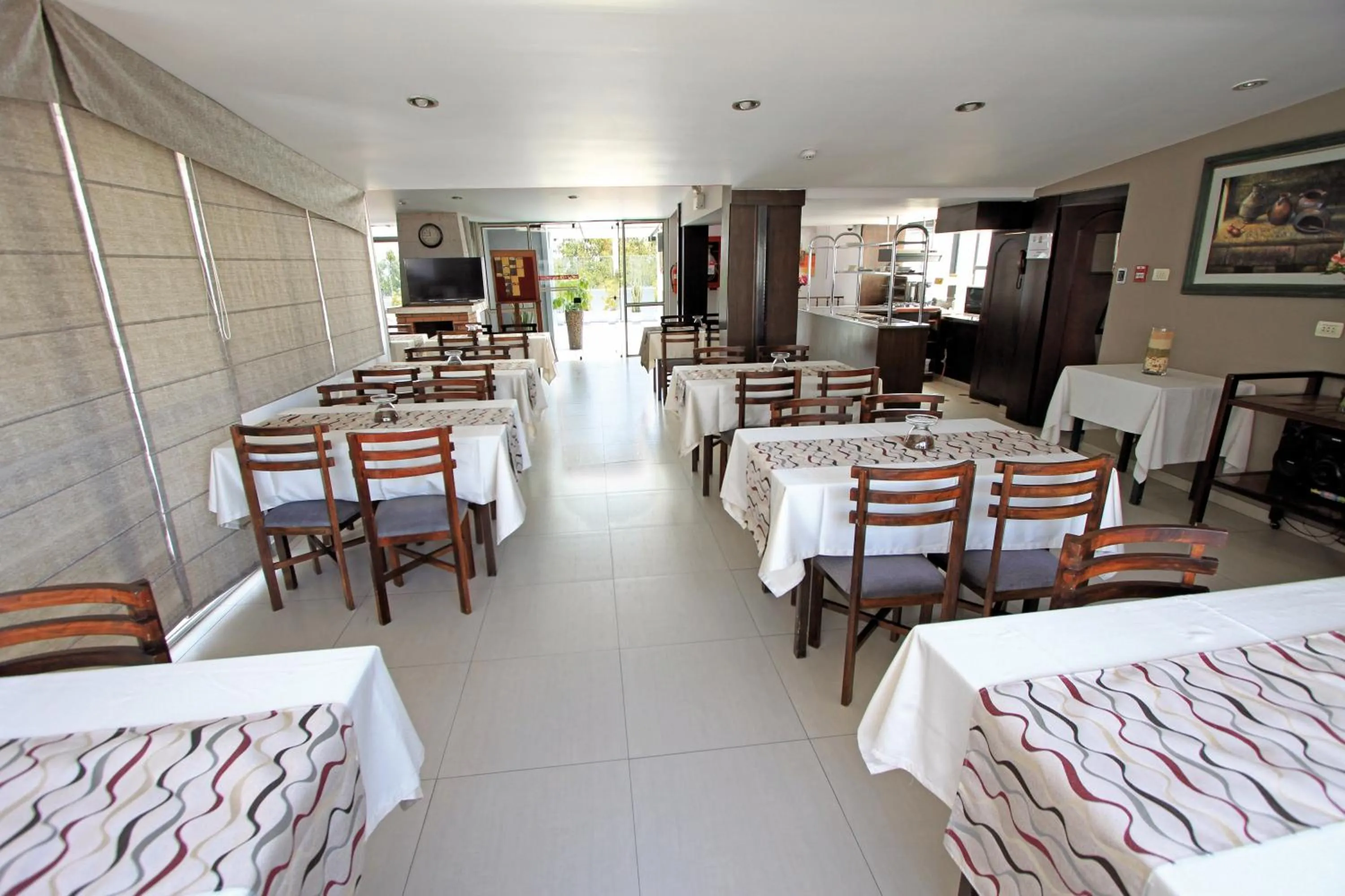 Restaurant/places to eat in Samana Hotel