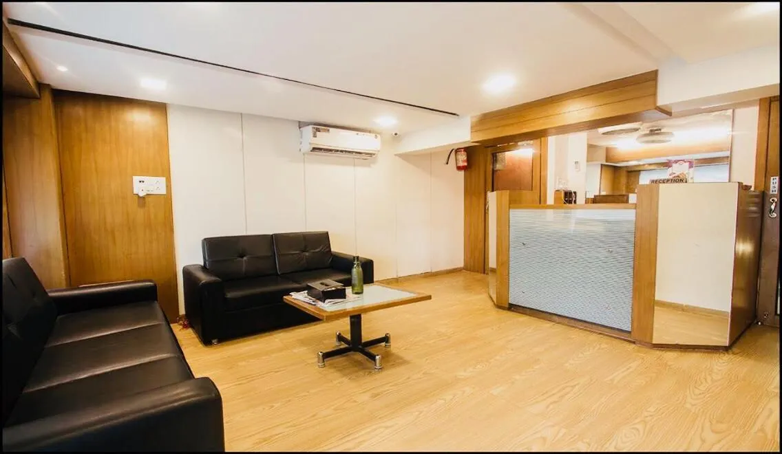 Lobby or reception in Qubestay Airport Capsule Hotel & Hostel
