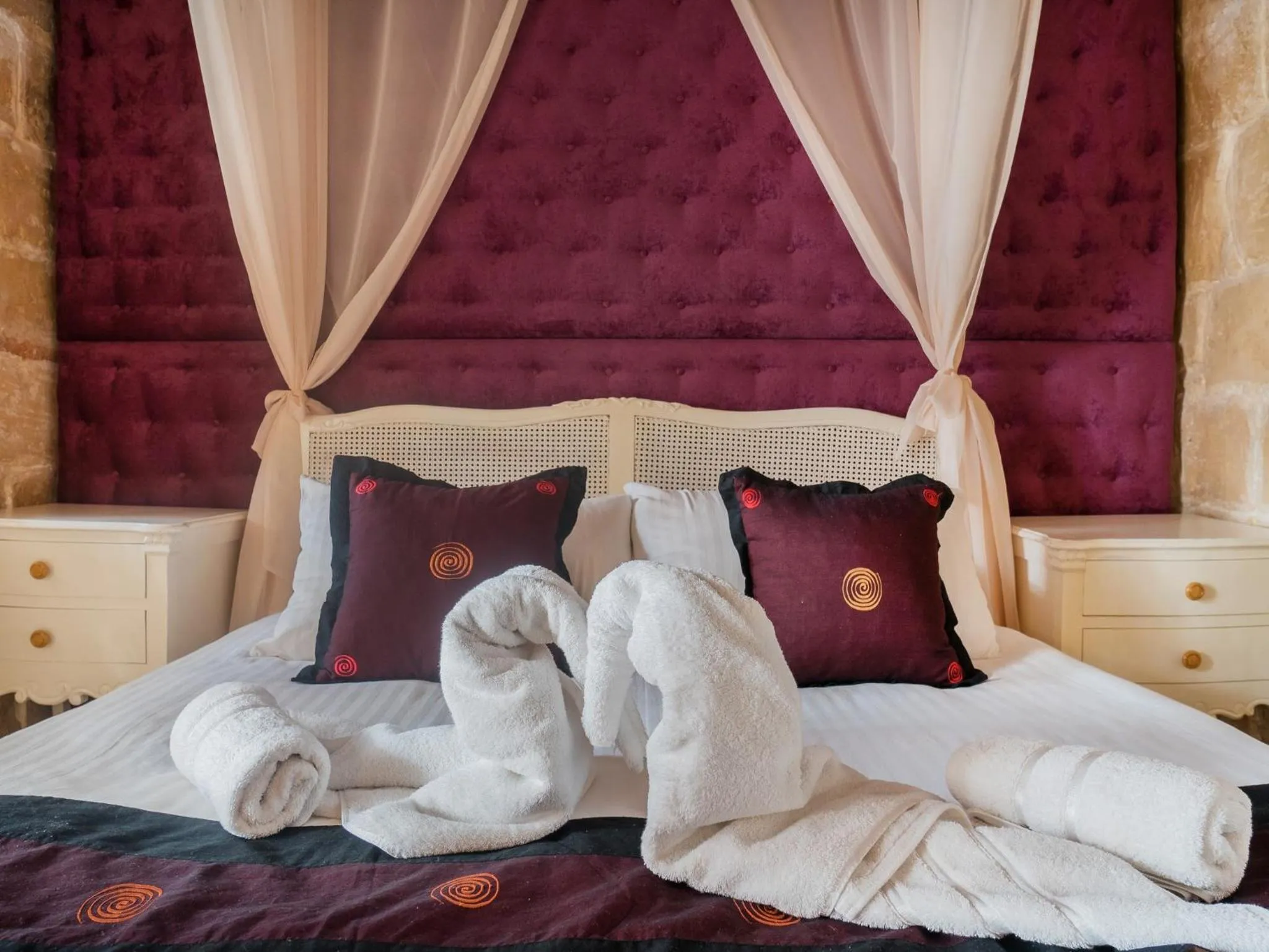 Bed in Chapel 5 Boutique Suites B&B