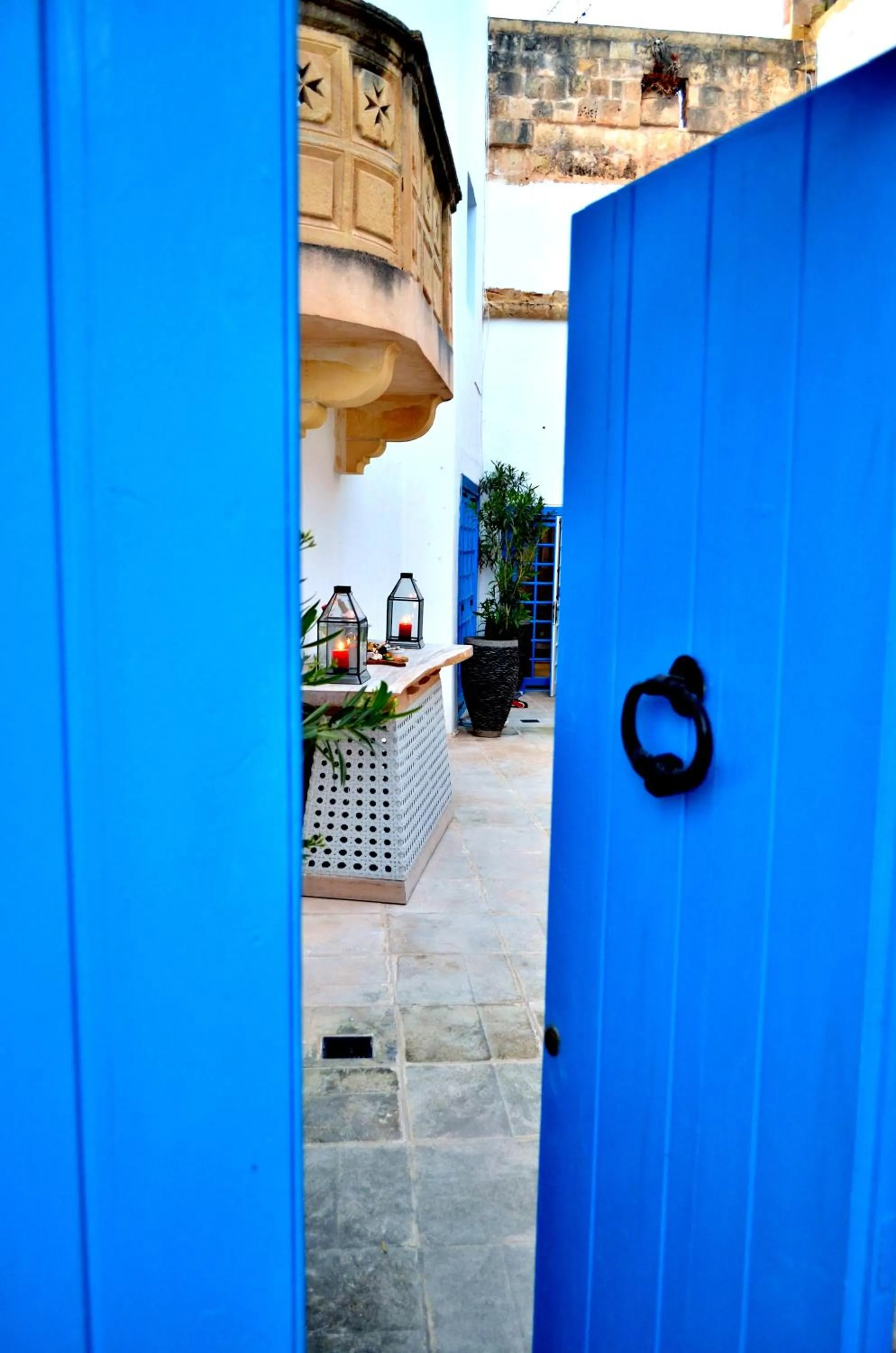 Facade/entrance in Chapel 5 Boutique Suites B&B