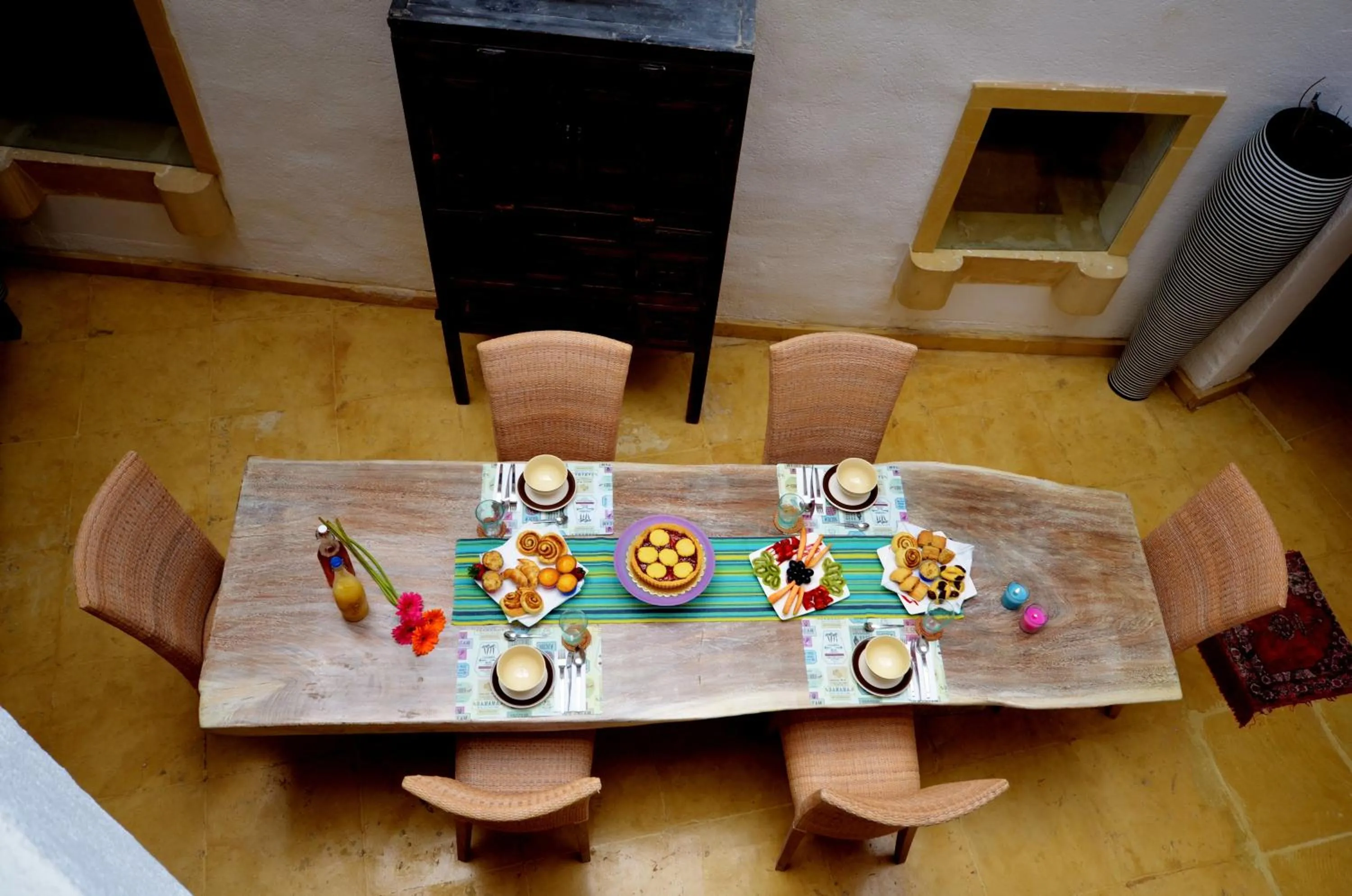 Food in Chapel 5 Boutique Suites B&B